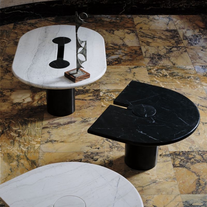 Liguria 51.25" Oval White Marble Coffee Table with Black Marble Base by Gianfranco Frattini - Image 1