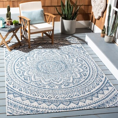 Courtyard 8734 Area Rug In Ivory / Navy - Image 0