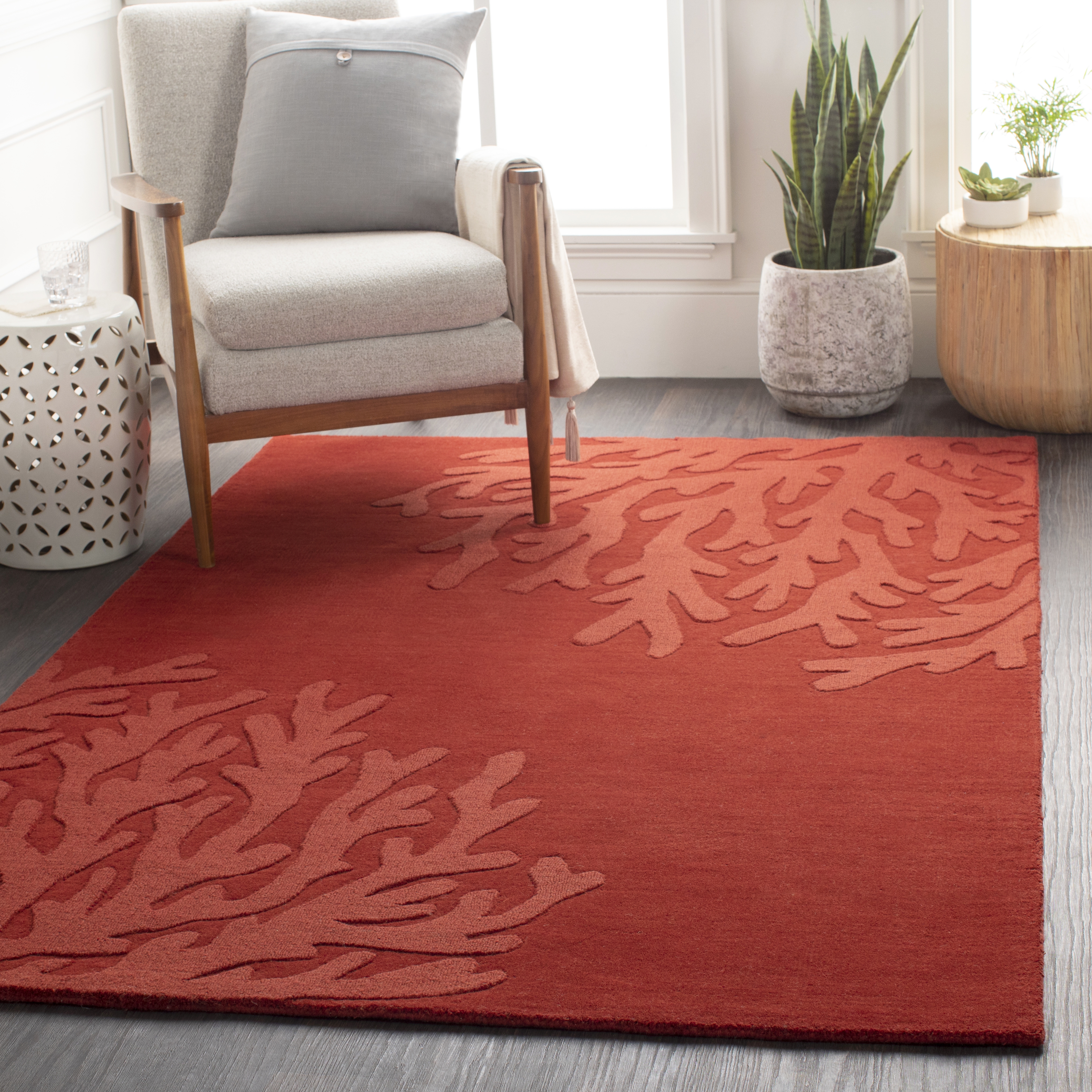 Mystique Red Indoor 2' x 3' Handmade Rug - Image 1