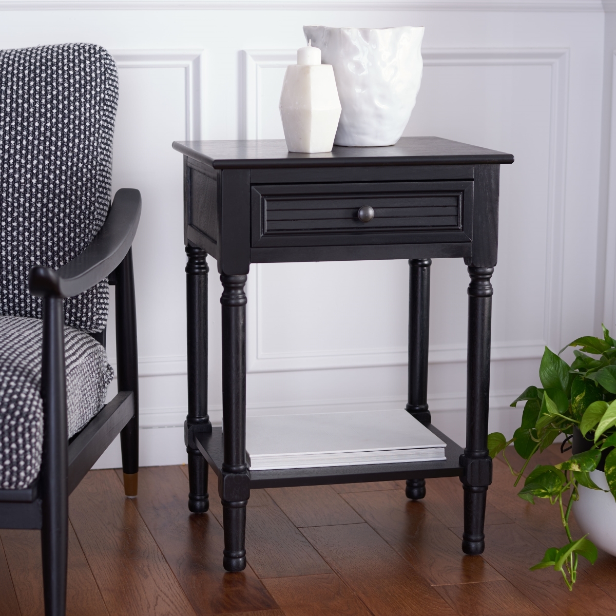 Tate 1 Drawer Accent Table - Black - Safavieh - Image 1