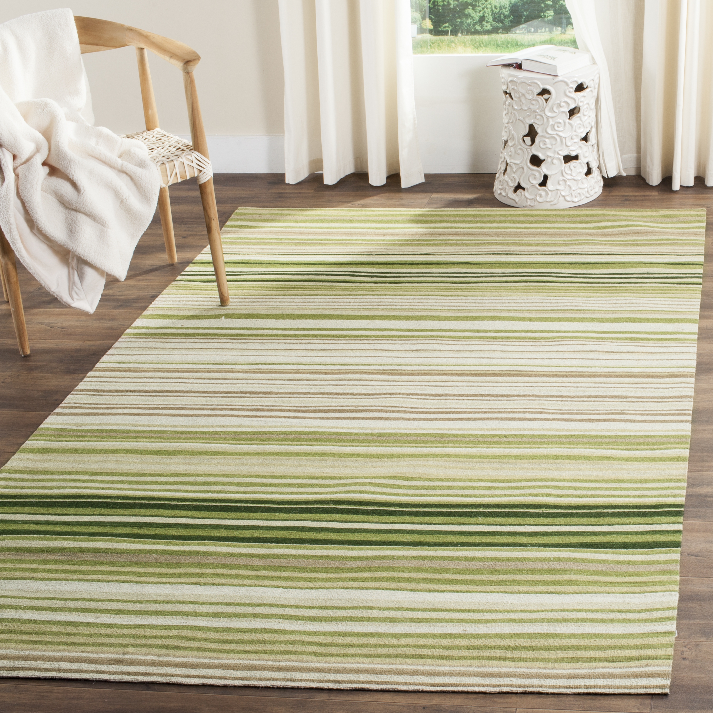 Arlo Home Hand Loomed Area Rug, MRB273A, Green,  5' X 8' - Image 1