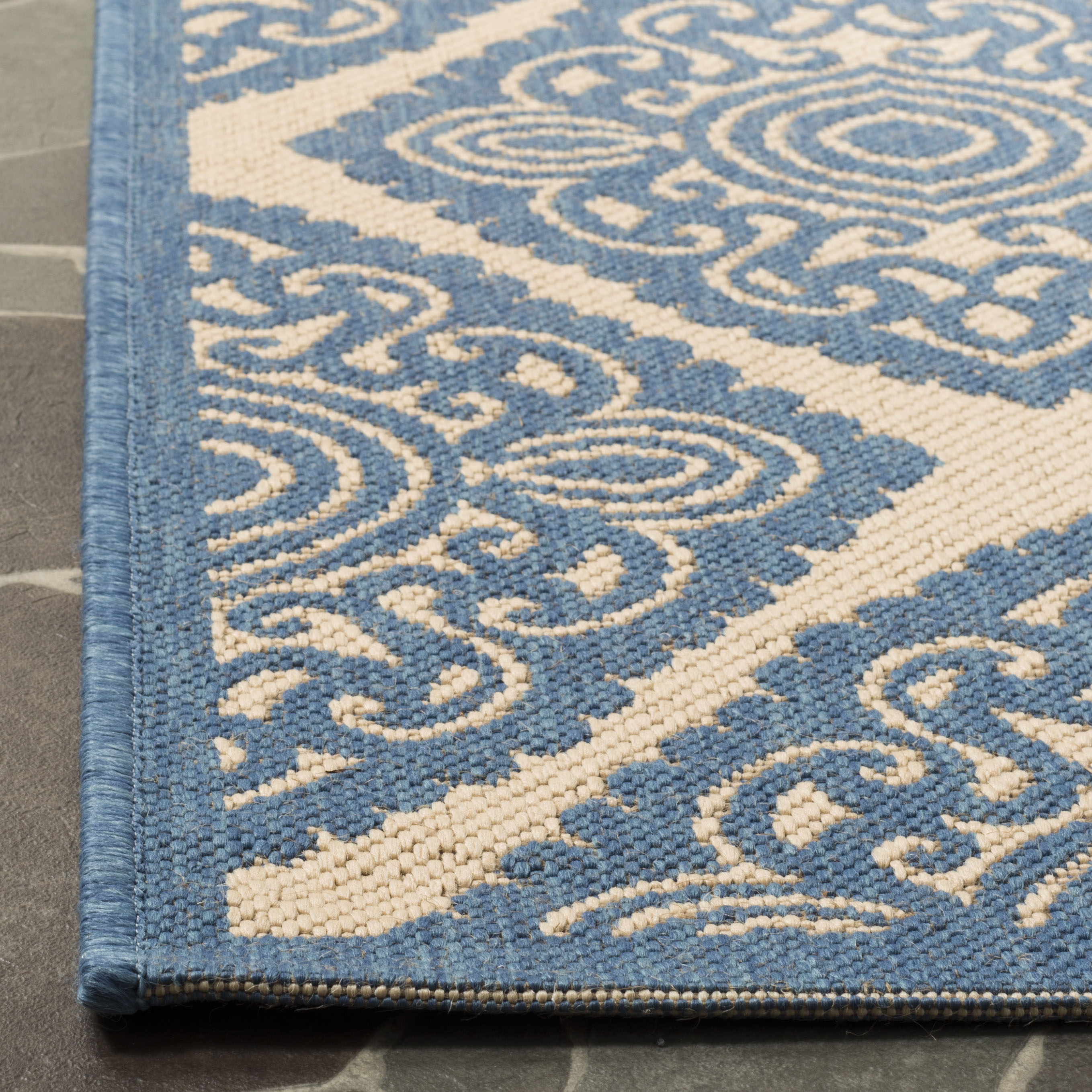 Arlo Home Indoor/Outdoor Woven Area Rug, LND132N, Cream/Blue,  4' X 6' - Image 2