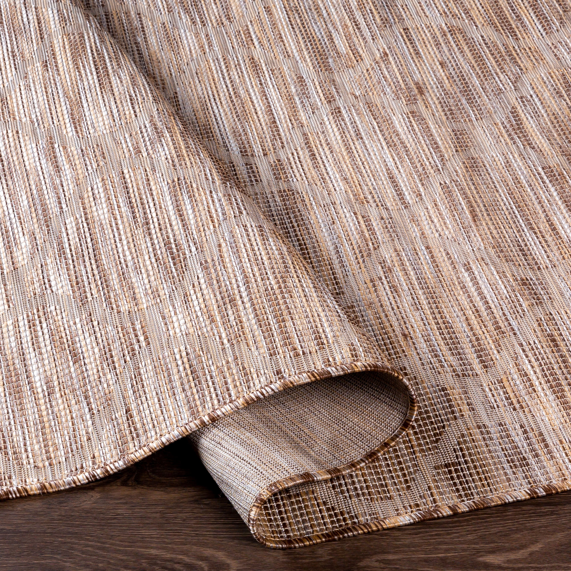 Pasadena Beige Outdoor 2'6" x 4' Machine Woven Rug - Image 4