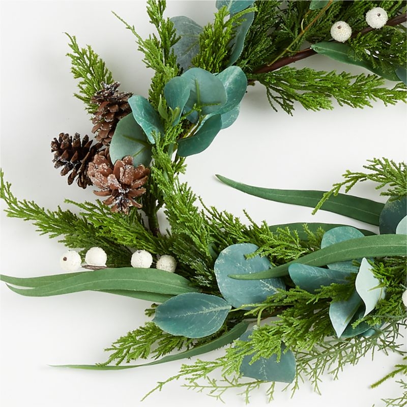 Frosted White Berry Garland - Image 1