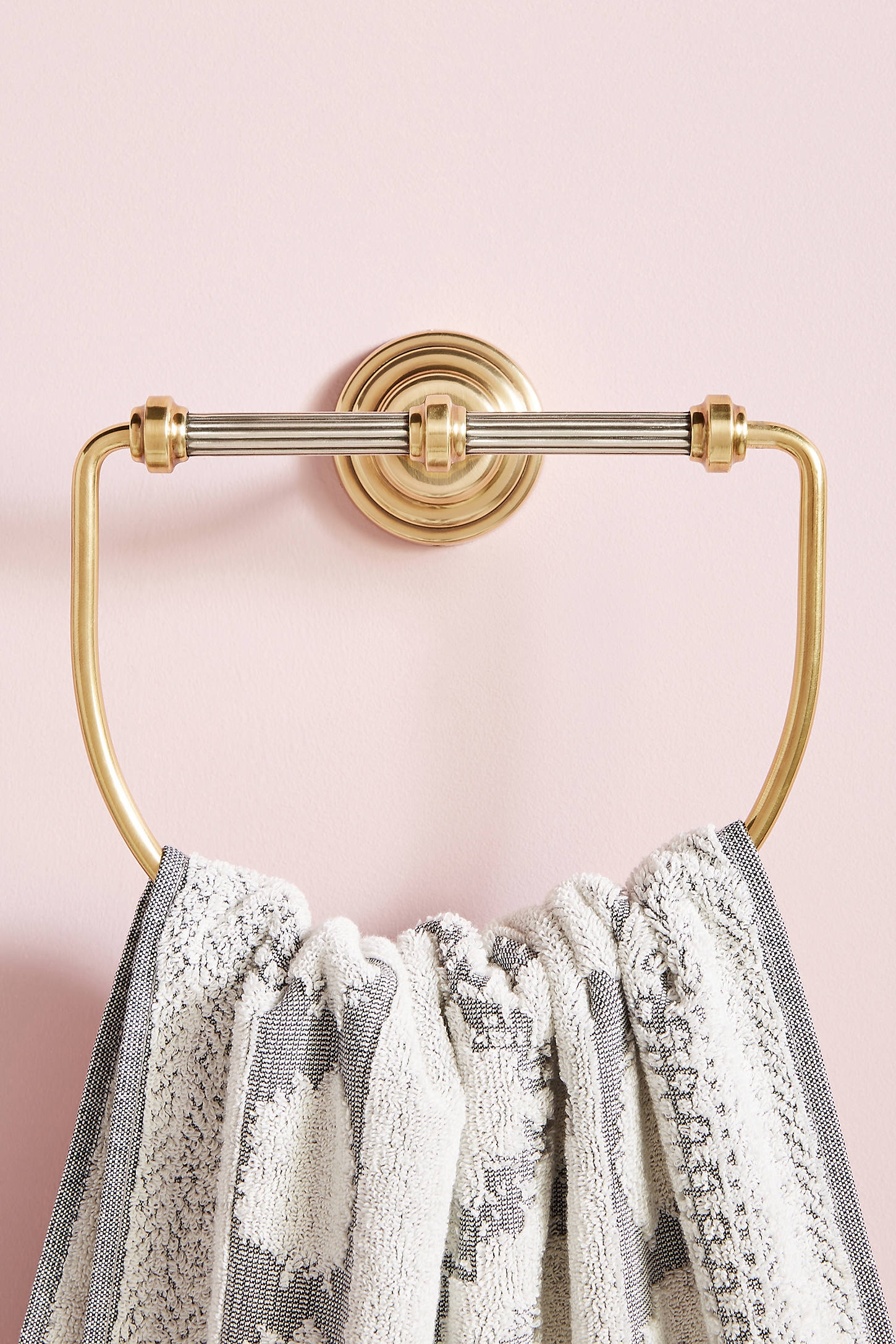 Sylvie Towel Ring - Image 0
