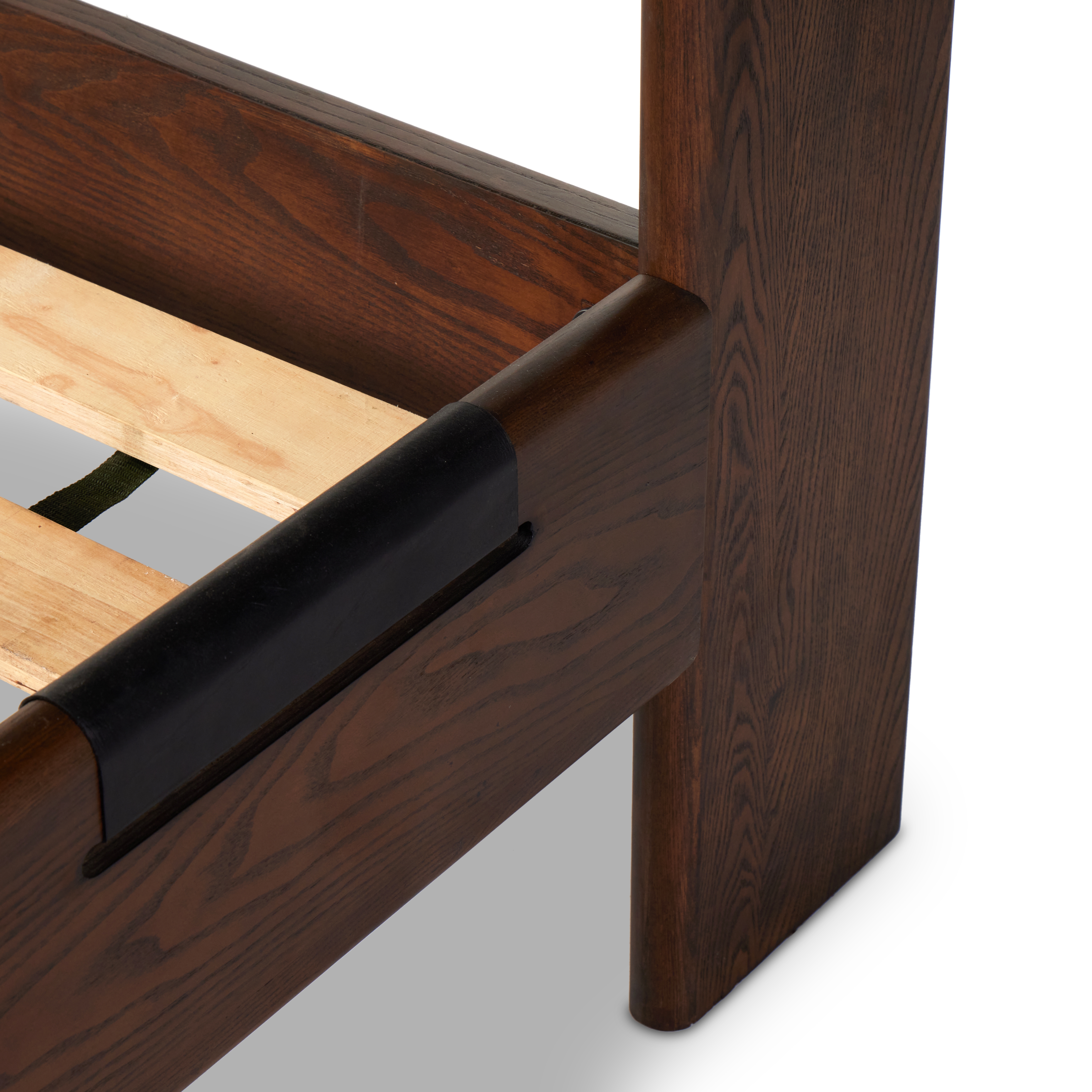 Halston Bed - Heirloom Black Old - Image 11