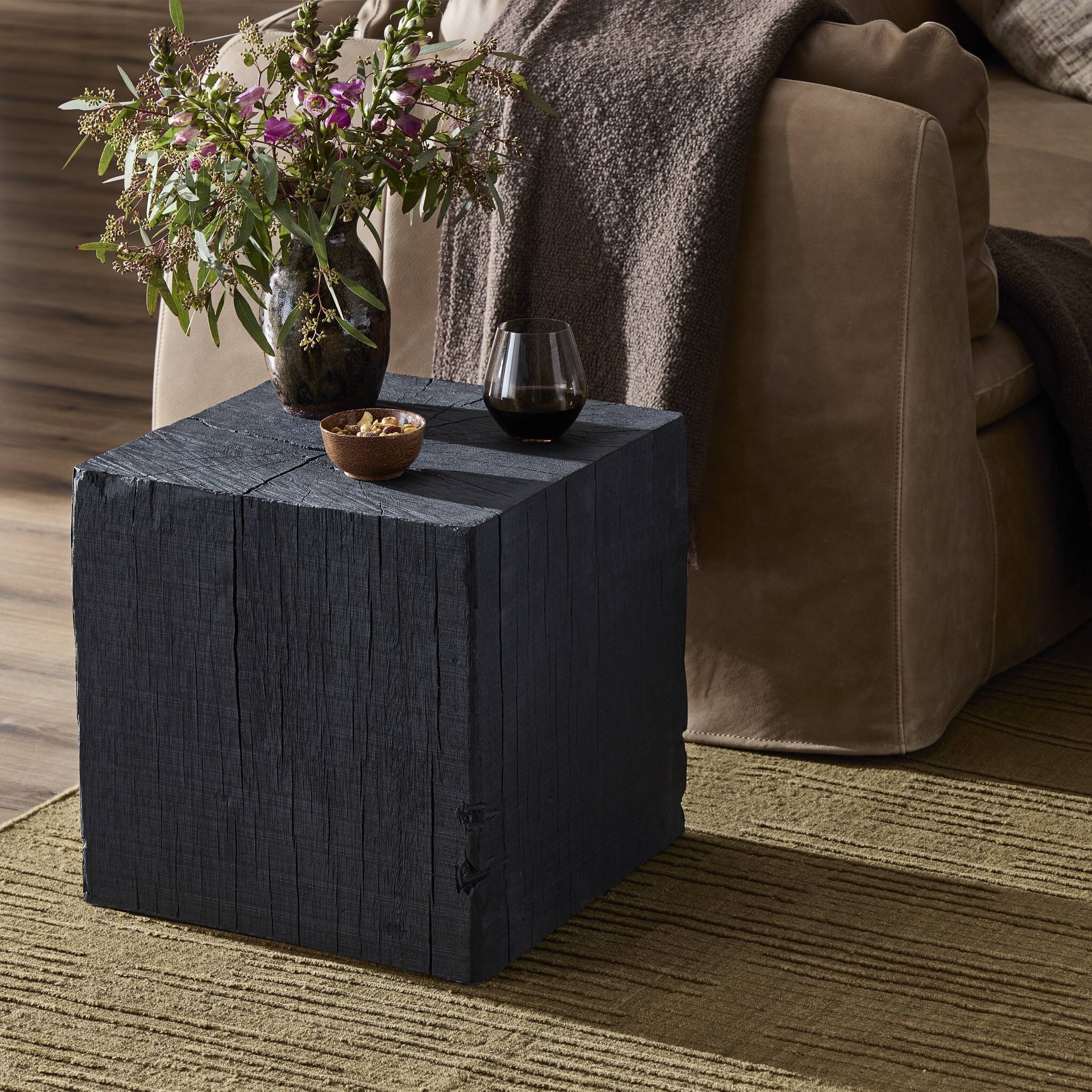 Vesto End Table - Black Resin - Image 3