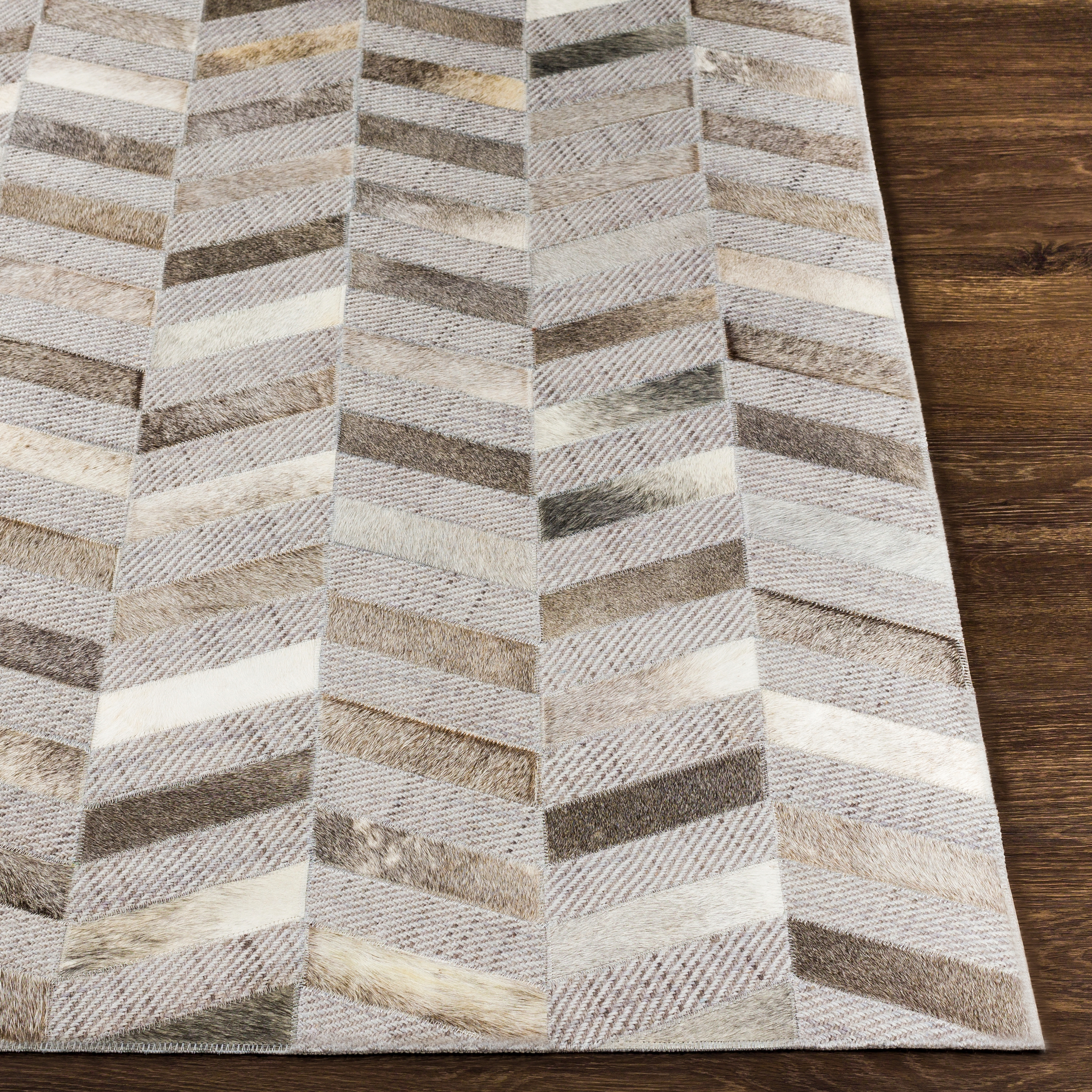 Jardin Beige Indoor 5' x 7'6" Handmade Rug - Image 1