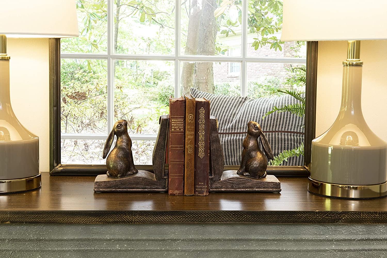 Rustic Bronze Rabbit on Book Resin Bookends (Set of 2 Pieces) - Image 5