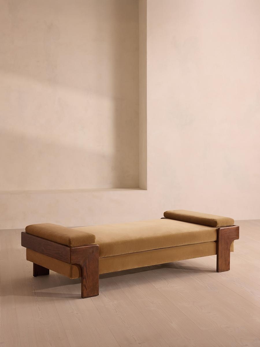 Marcia Daybed, Camel Velvet, US - Image 0