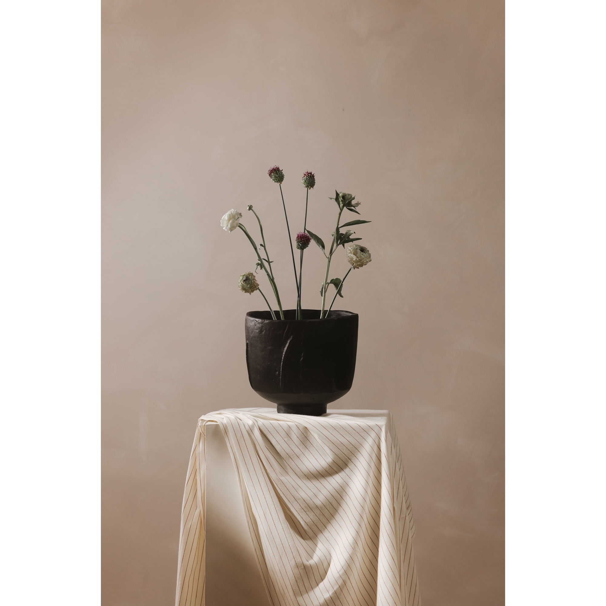 Tross Decorative Vessel Black - Image 4