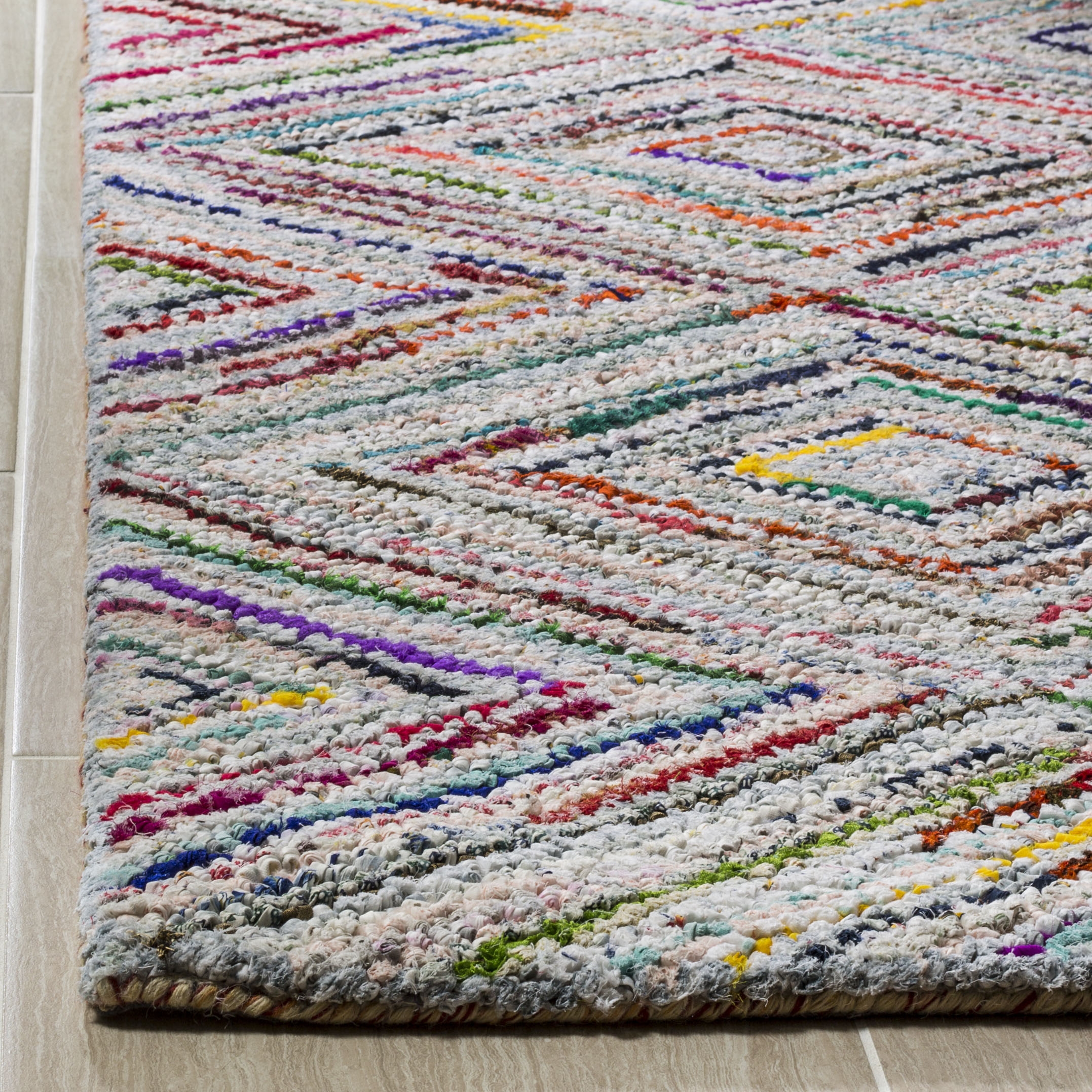 Arlo Home Hand Tufted Area Rug, NAN314A, Multi,  8' X 8' Square - Image 1