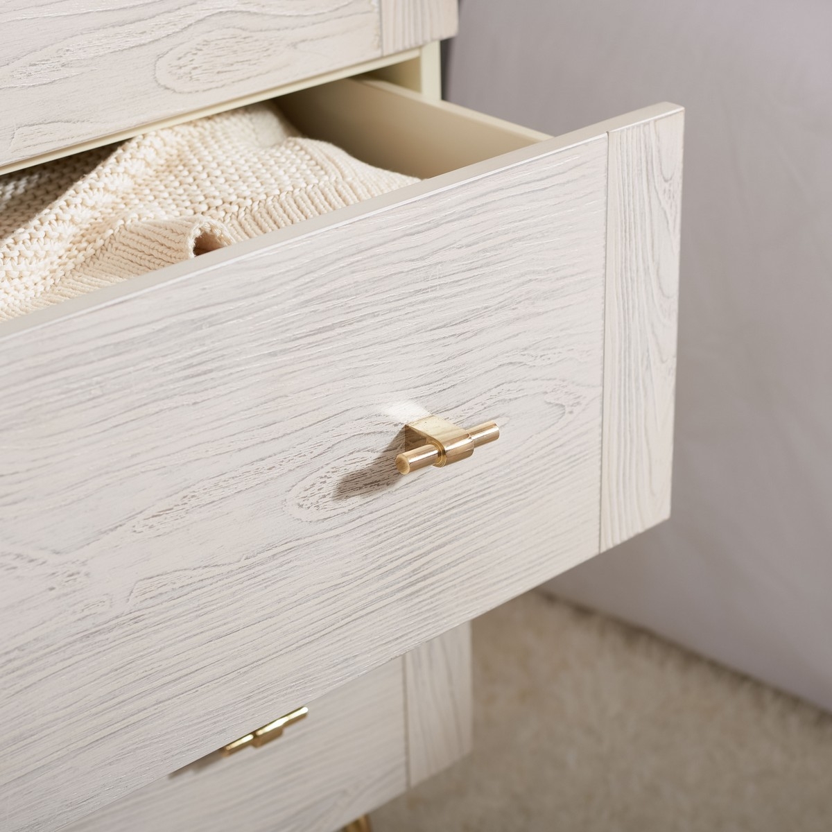 Genevieve 3 Drawer Dresser - Cream/White Washed - Arlo Home - Image 3