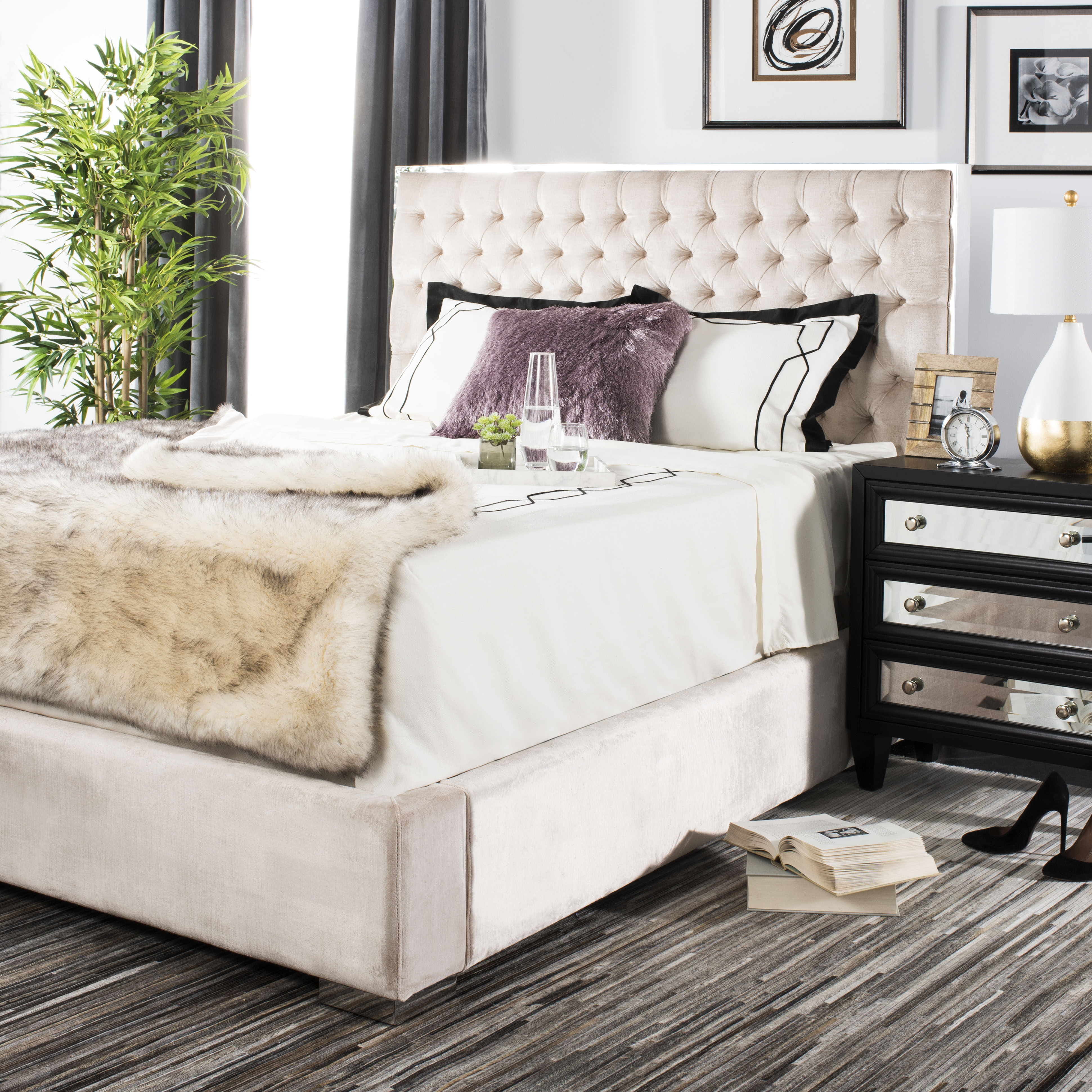 Chester Tufted Velvet King Bed - Pearl - Safavieh - Image 1
