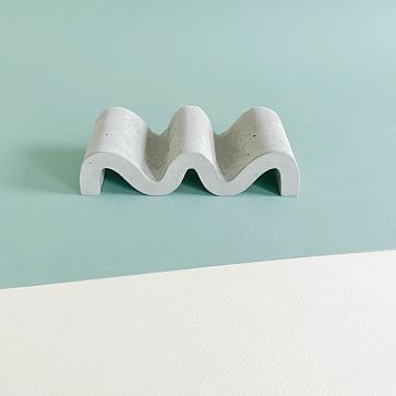 A Minimalist Modern Tray For Soap or Sponges,Small, Ivory - Image 1