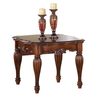 Adel? End Table - Image 0