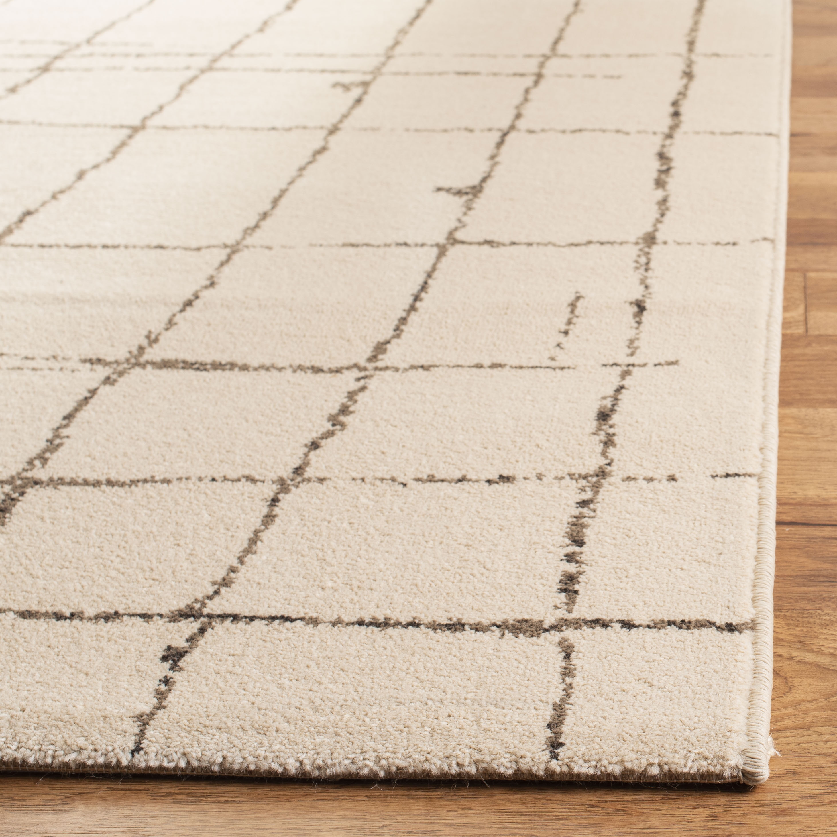 Arlo Home Woven Area Rug, TUN1411-KMK, Ivory,  4' X 6' - Image 2