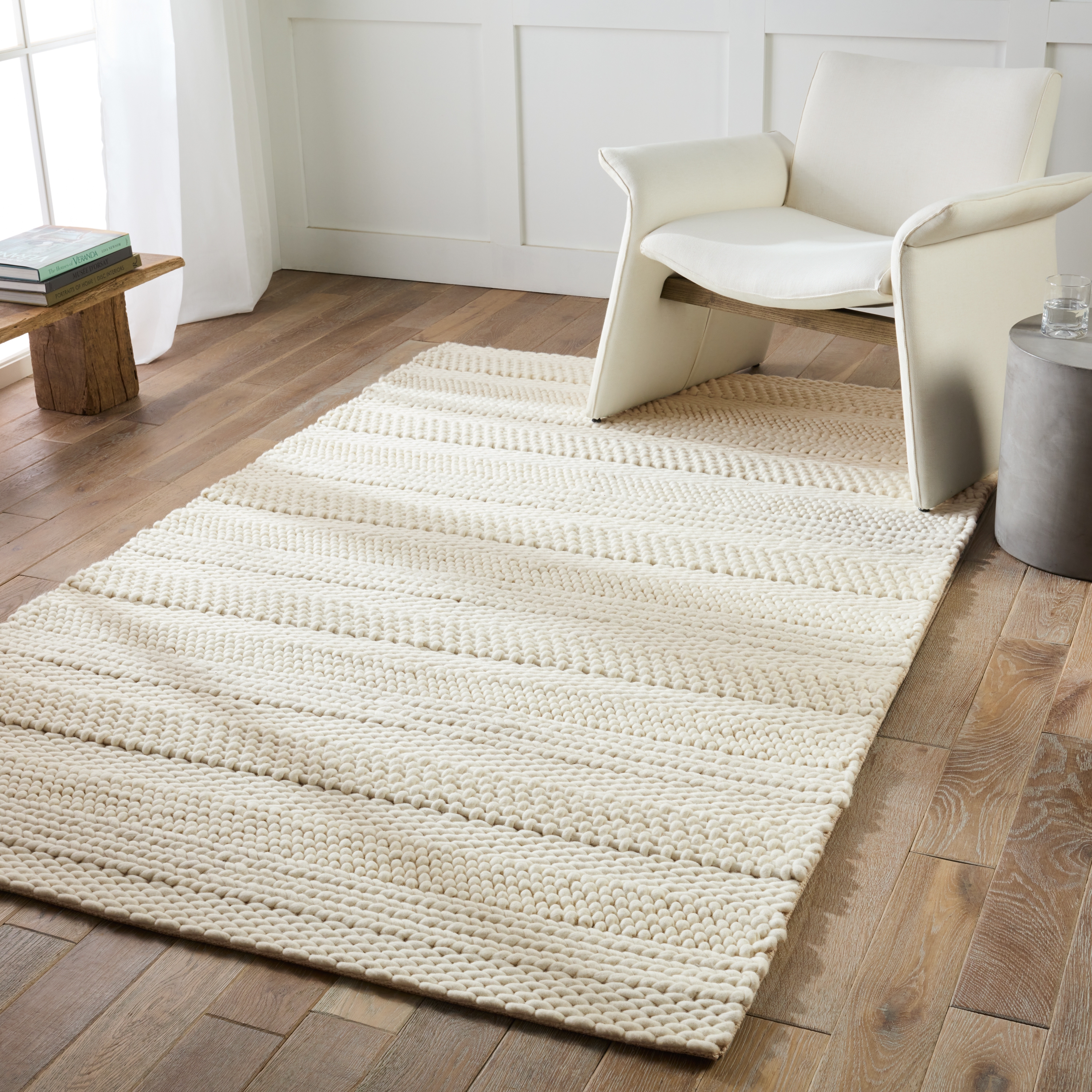 Lagom Handmade Solid Ivory Area Rug (5'X8') - Image 4