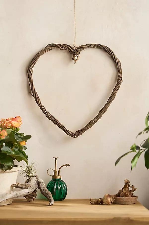 Dried Vine Heart Wreath - Image 0