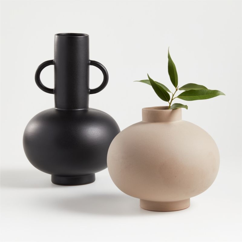 Merriman Black Vase by Leanne Ford - Image 3