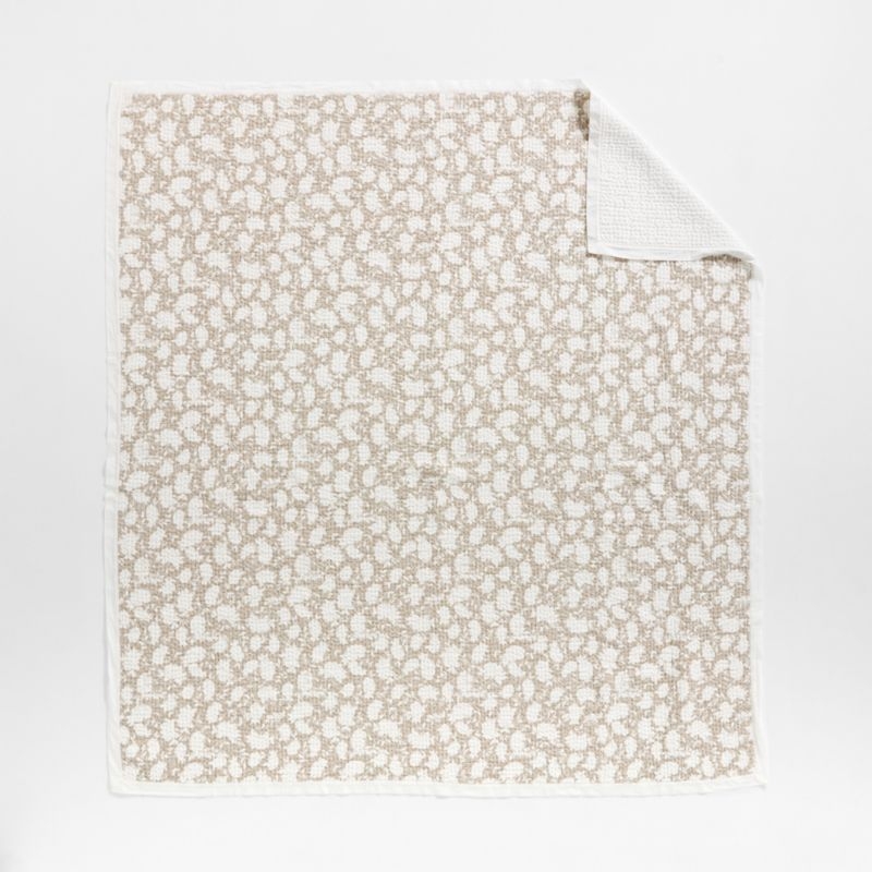 Celeste Cotton Light Beige Floral Full/Queen Quilt - Image 3