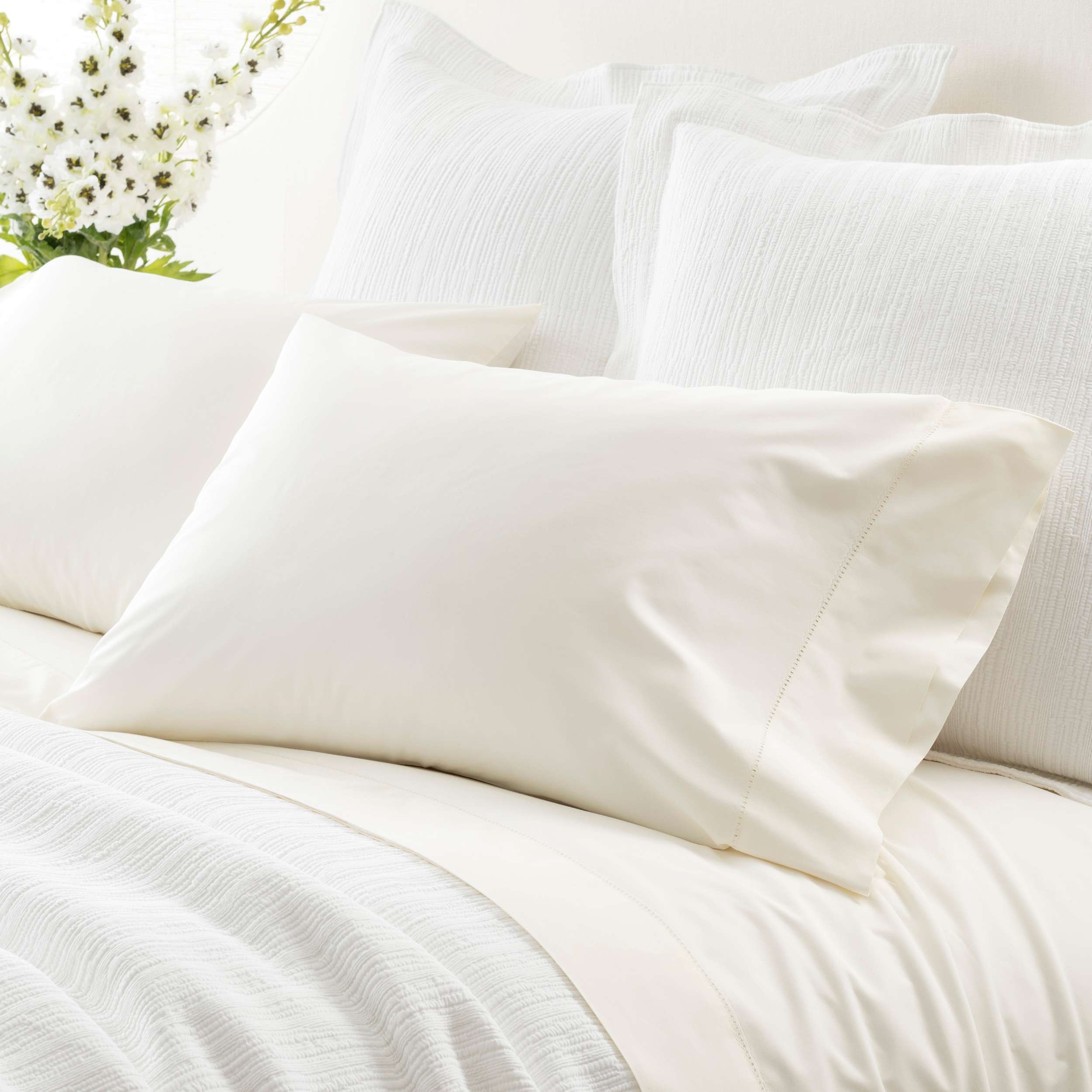 Classic Hemstitch Ivory Pillowcases (Pair) - Image 0
