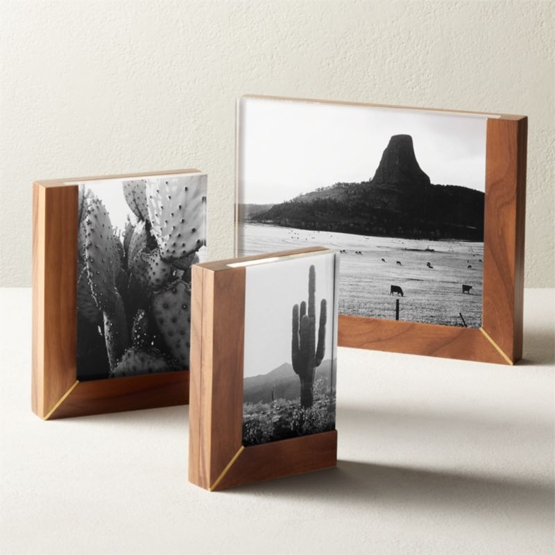 Rudd Walnut and Acrylic Frame 4"x6" - Image 1