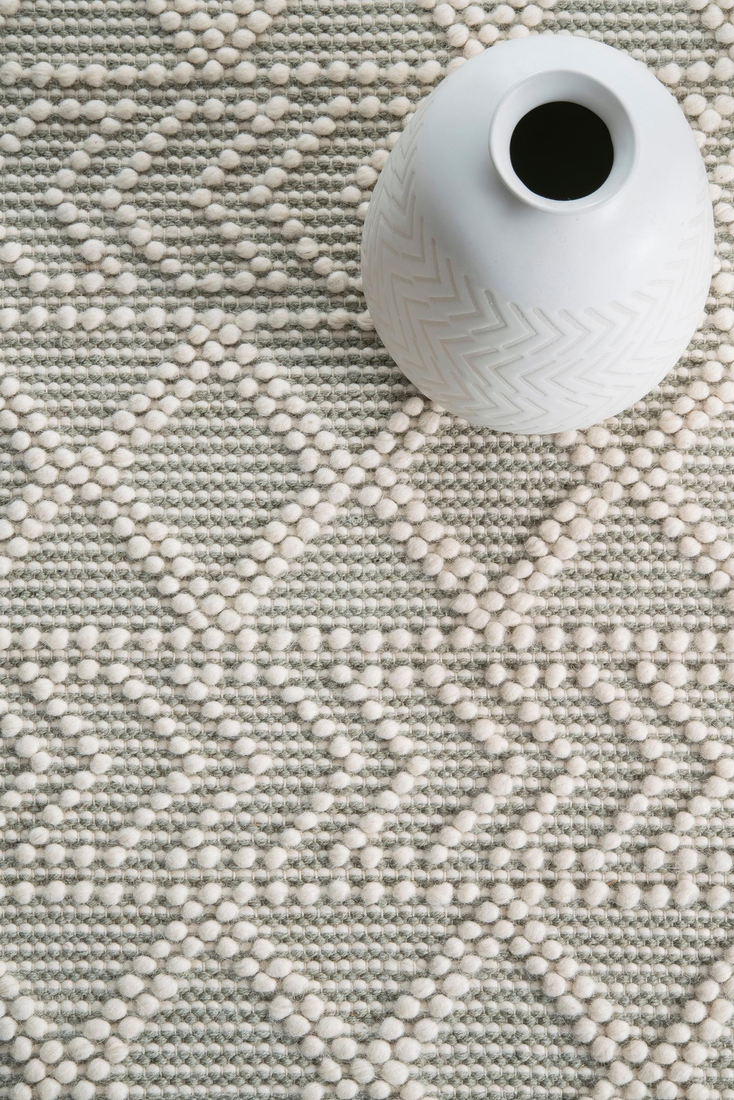 Hand Woven Tabatha Tassel Area Rug - Image 5