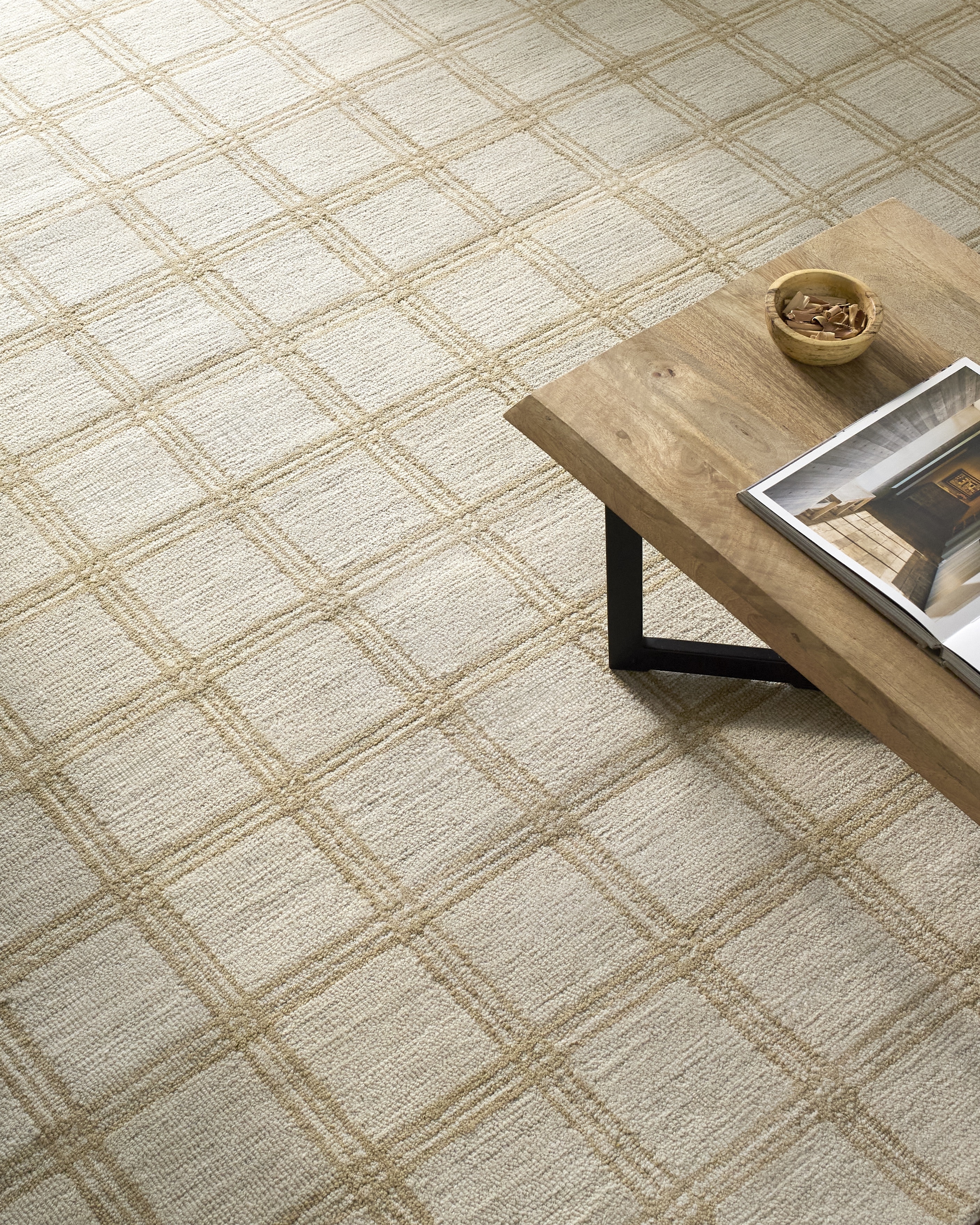 Idaho  Indoor 2' x 3' Handmade Rug - Image 1