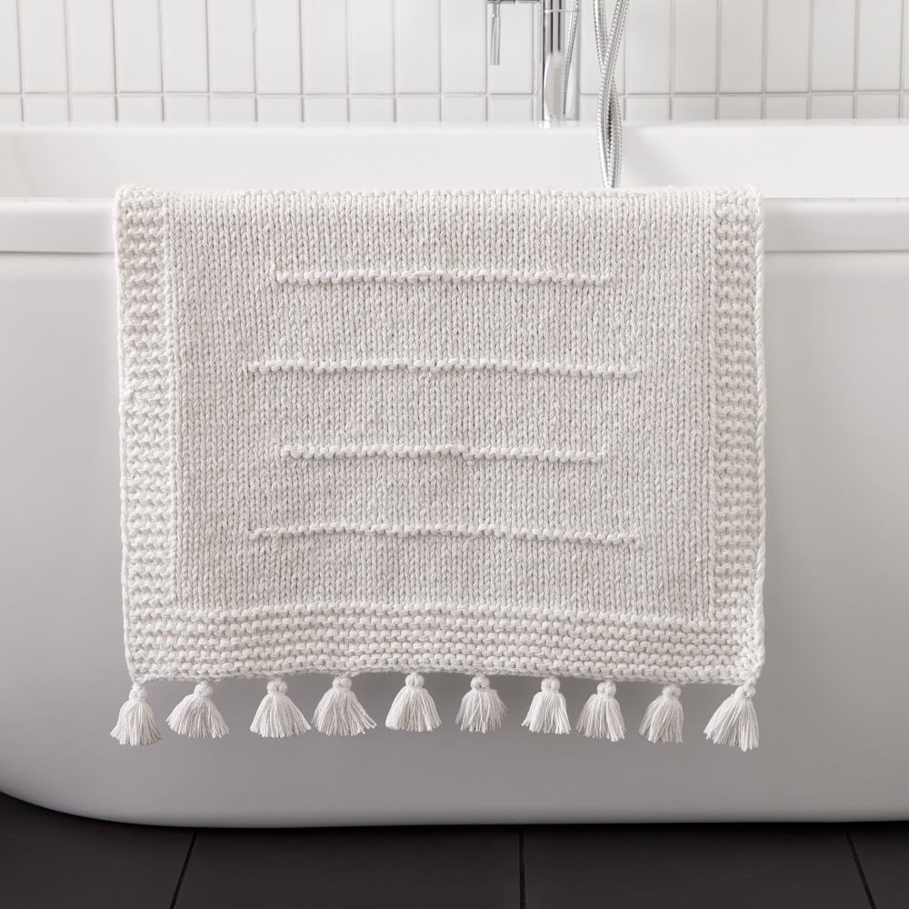Organic Hand Knit Variegated Bath Mat, White, 20"x34" - Image 0