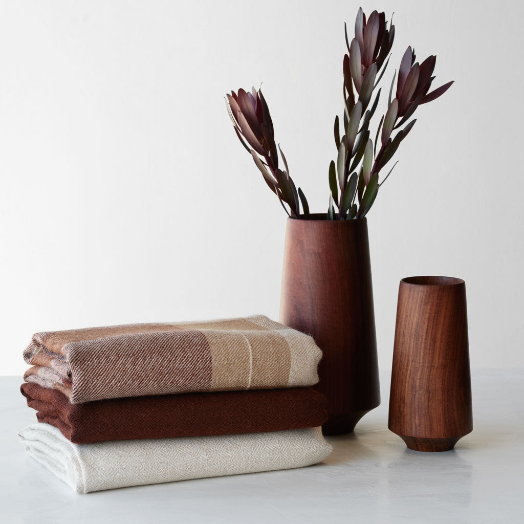 The Citizenry Esperanza Alpaca Throw | Rust - Image 2