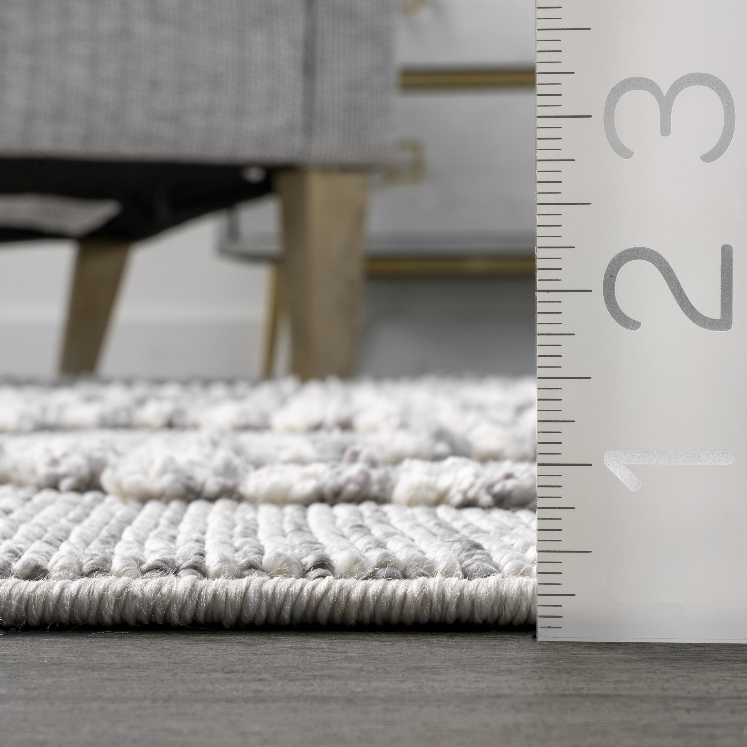 Skylar Textured Trellis Tasseled Area Rug - Image 4