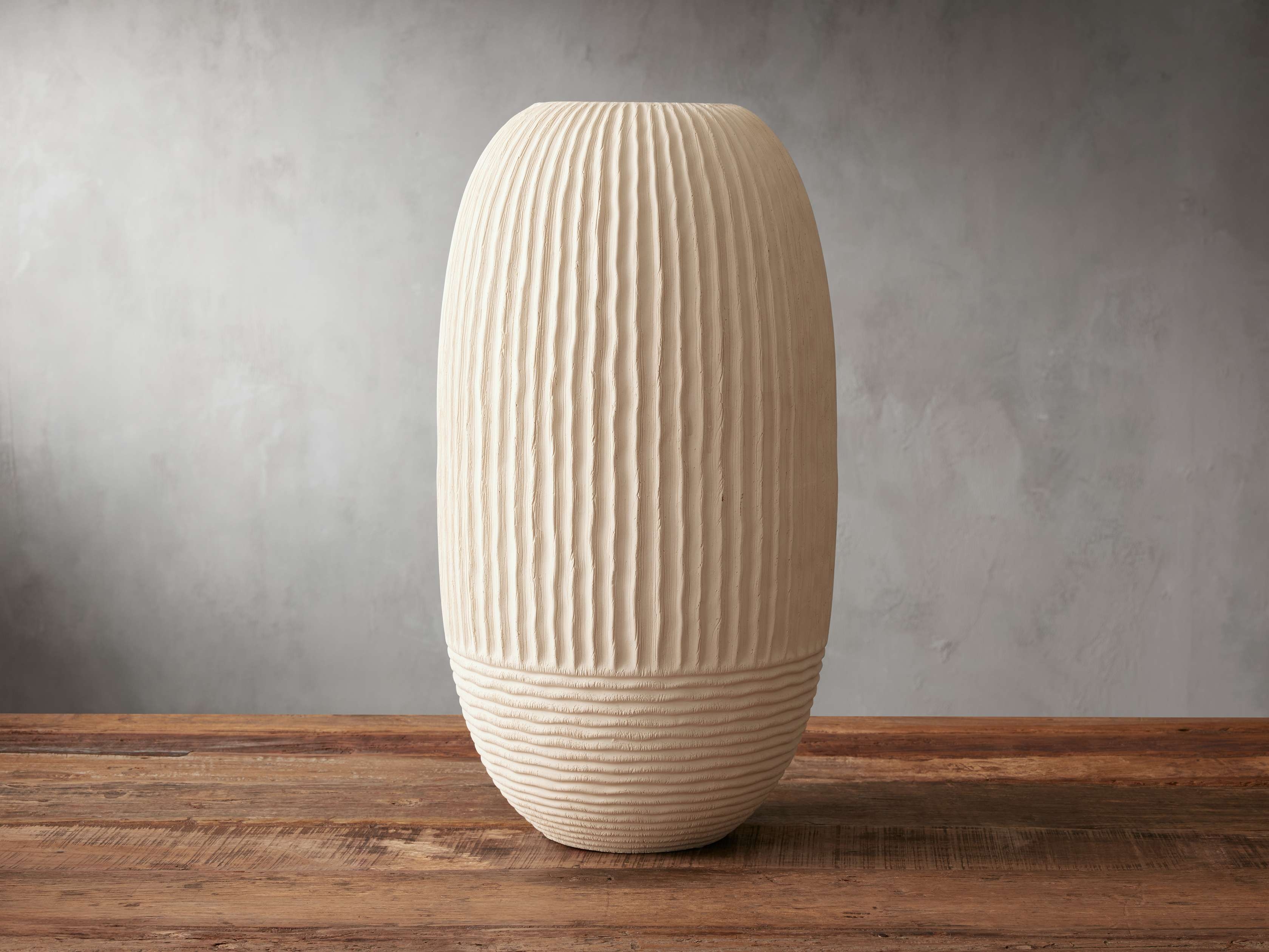 Meadow Vase in Ceramic Extra Large White - Image 0