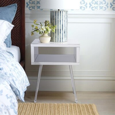 Machuca End Table with Storage - Image 0