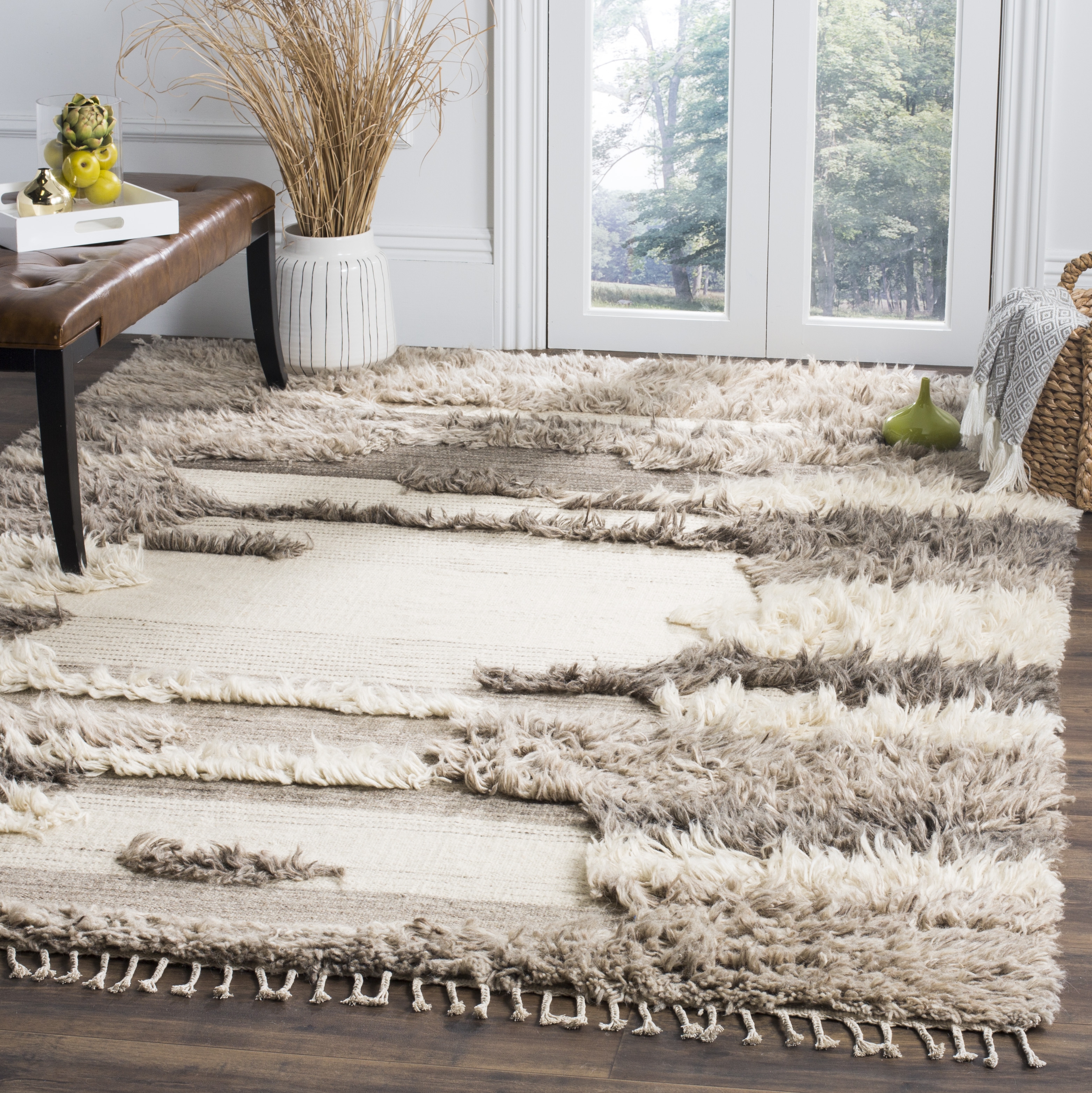Arlo Home Hand Knotted Area Rug, KNY224A, Ivory/Grey,  6' X 9' - Image 1
