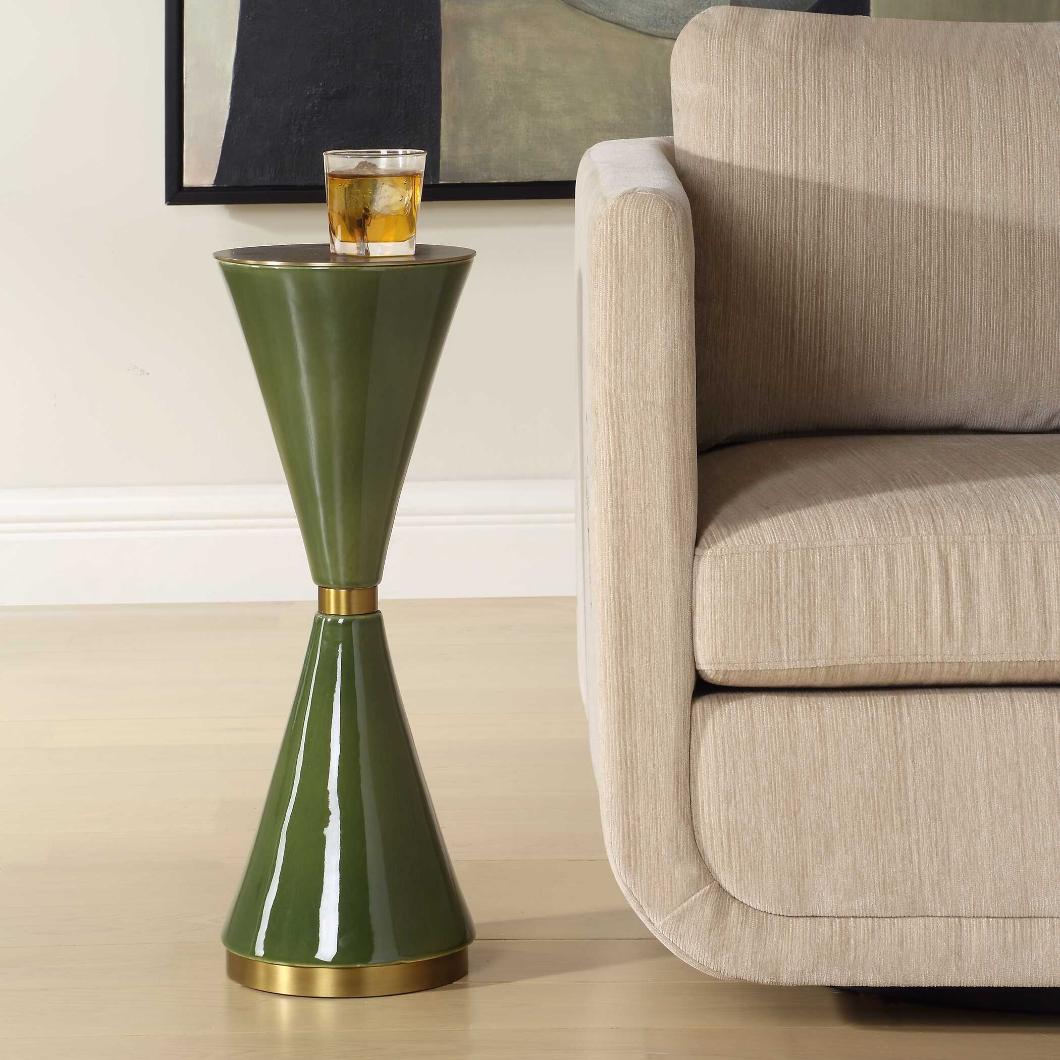 Ronde Jade Green Drink Table - Image 1