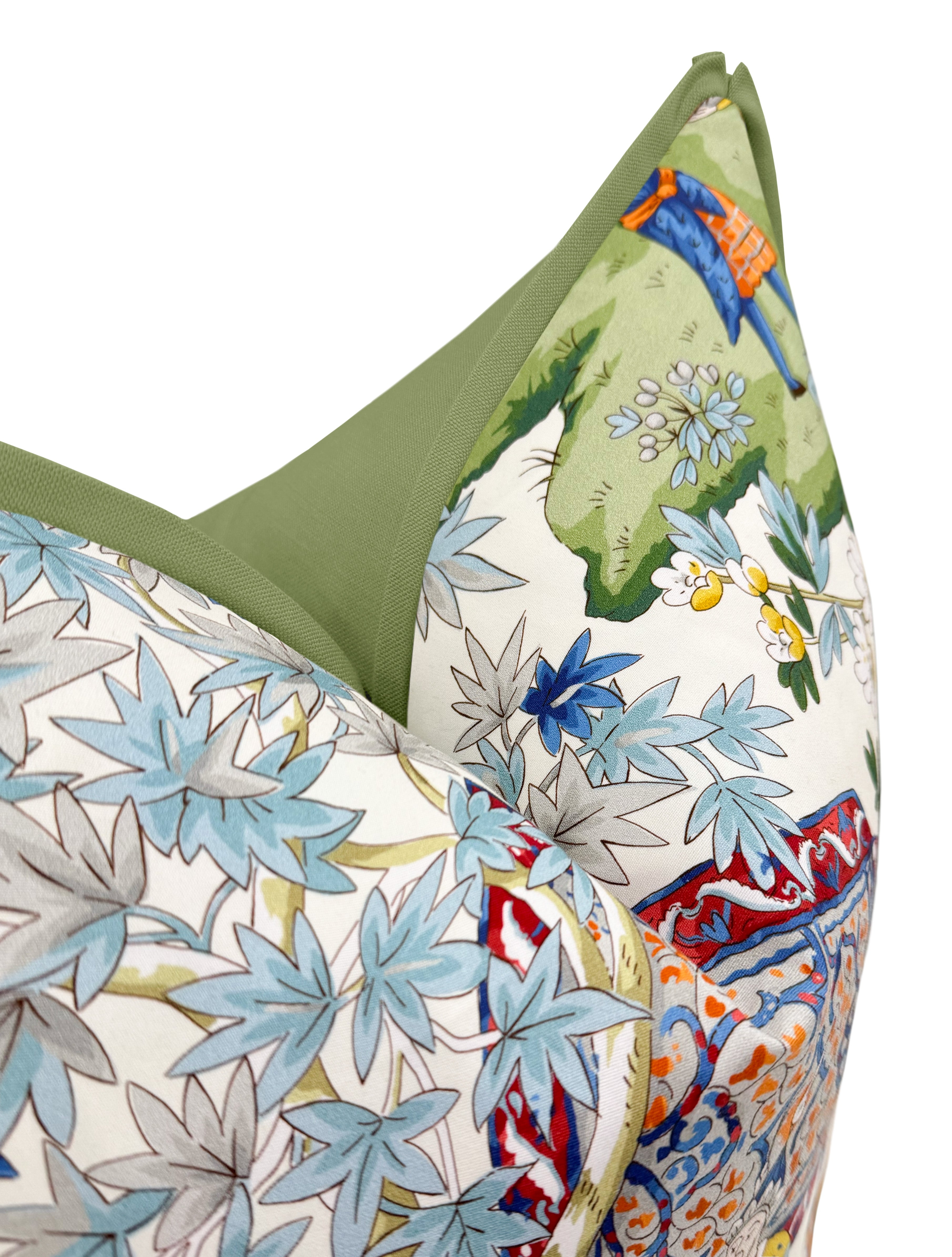 LODI GARDEN PRINT // IVORY | BRUNSCHWIG & FILS - 20" X 20" / BUTTERFLY FLANGE / Clover - Image 0