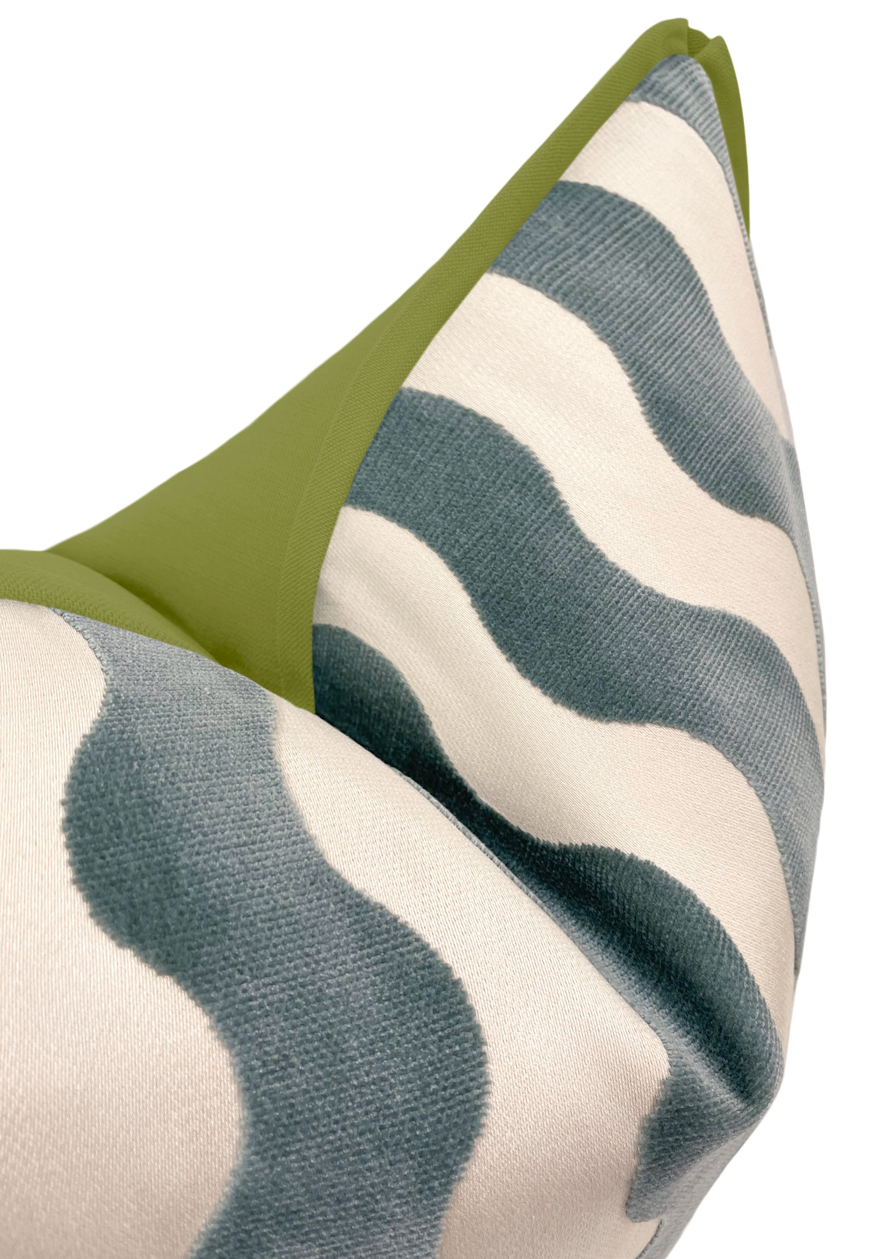 THE WAVE // SKY | SCHUMACHER - 14" X 36" / BUTTERFLY FLANGE / Olive - Image 0