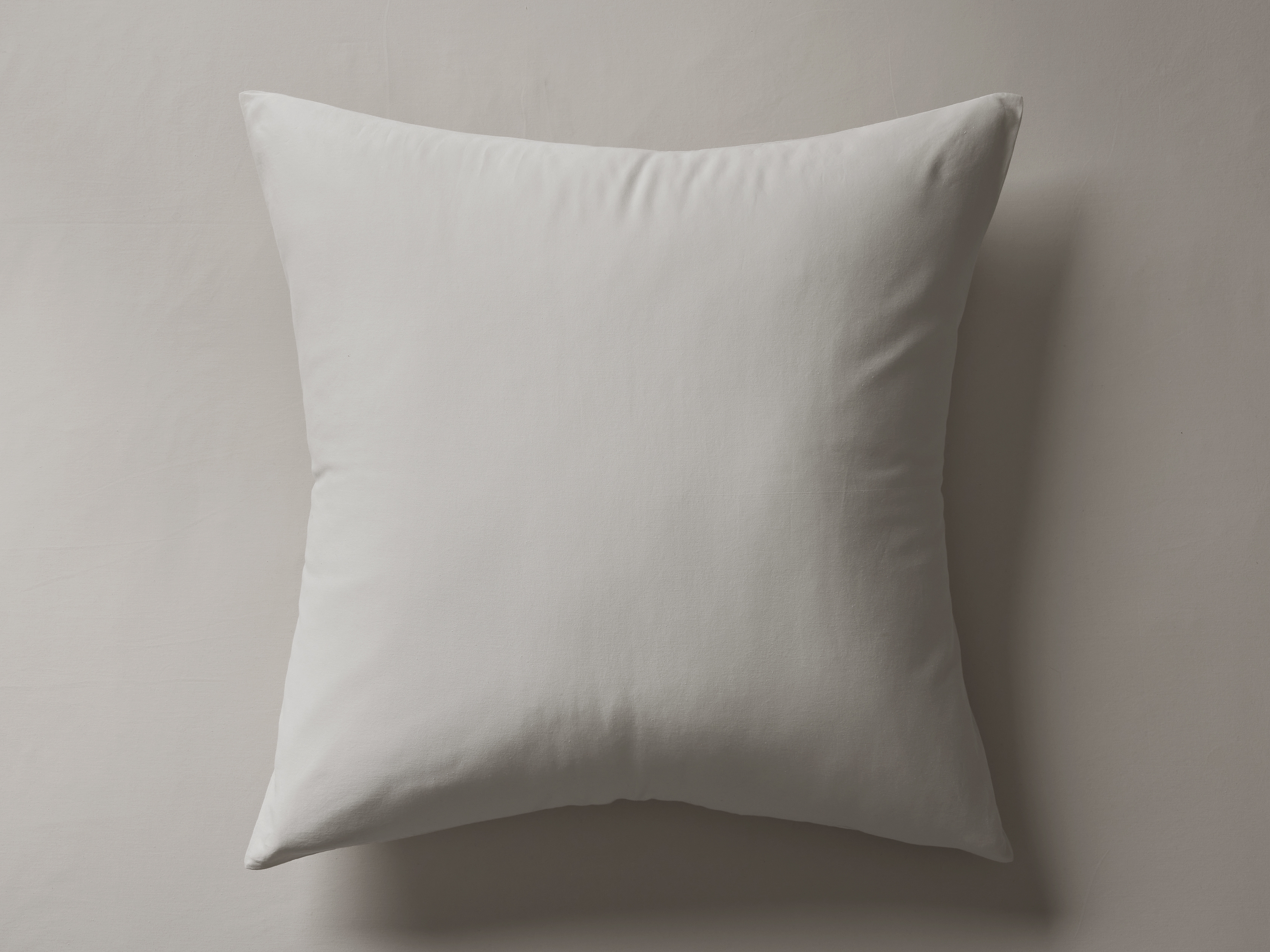 Italian Garment-Dyed Sham Sateen in Natural - Image 0