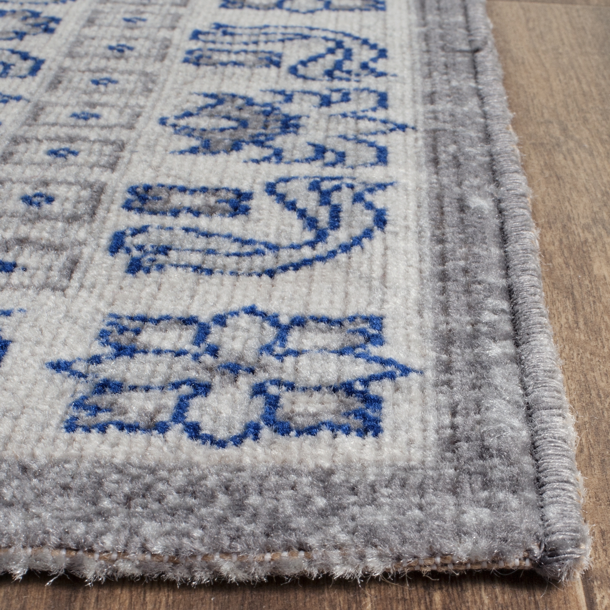 Arlo Home Woven Area Rug, ATN320C, Silver/Blue,  4' X 6' - Image 2