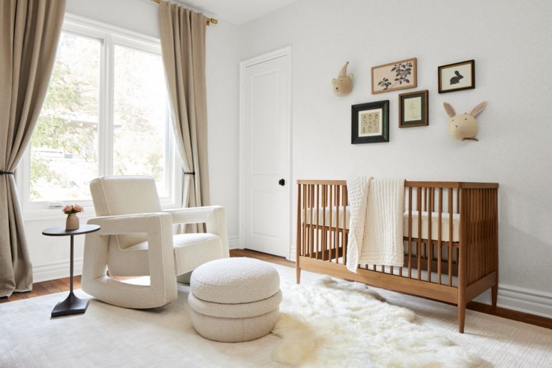 Hampshire Natural Brown Wood Convertible Baby Crib with Toddler Bed Rail - Image 7