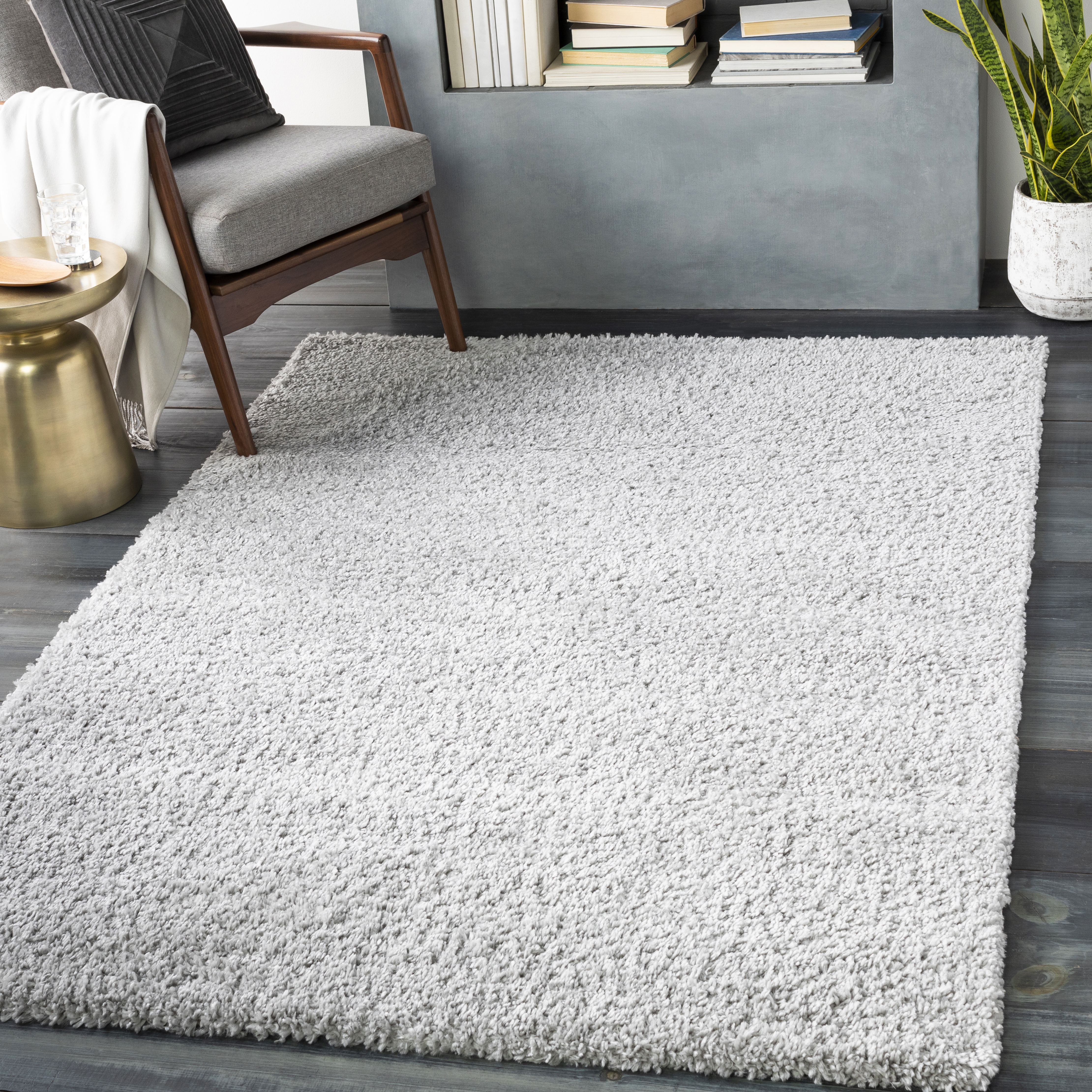 Deluxe Shag Rug, 9' x 12' - Image 1