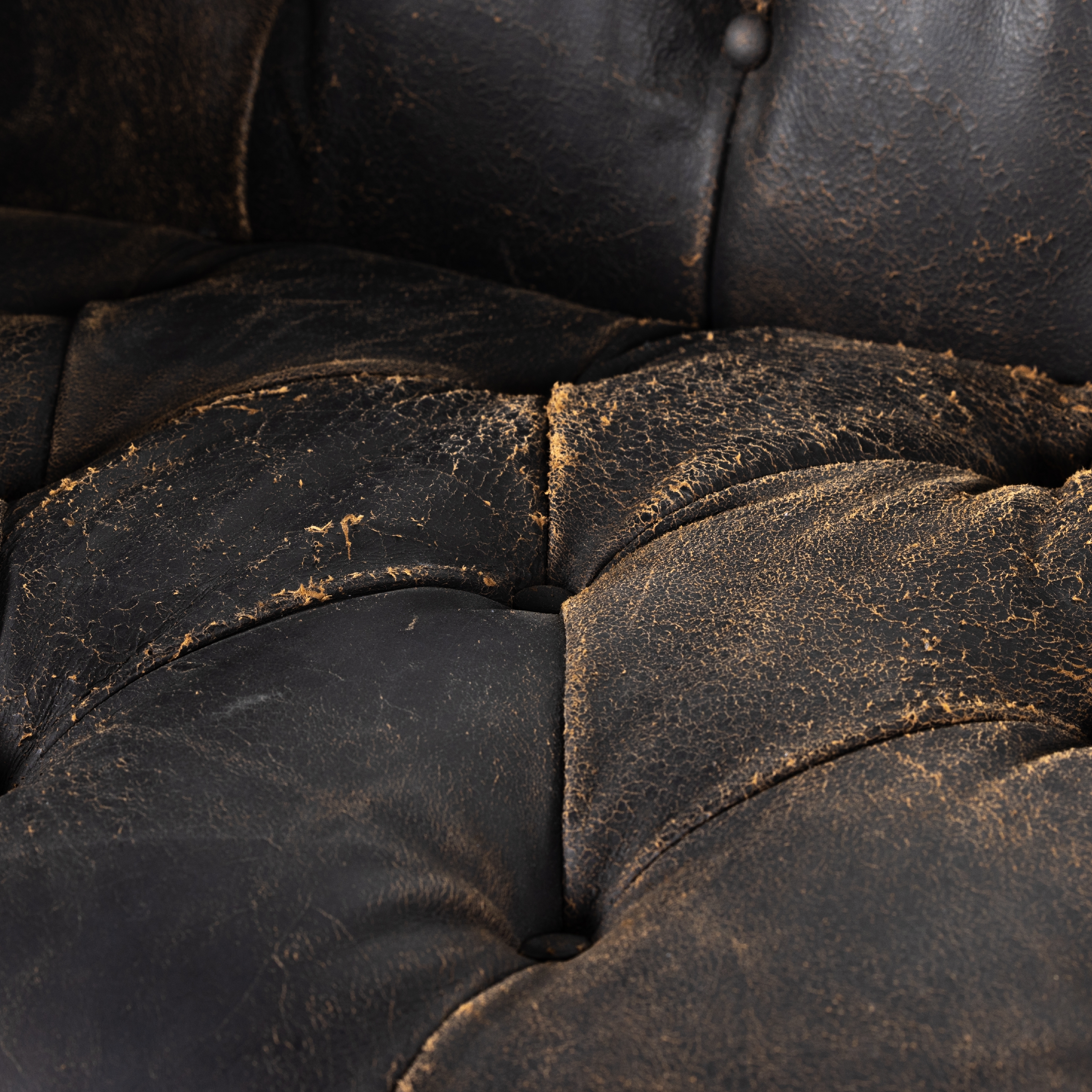 Maxx Sofa - Destroyed Black - Image 15