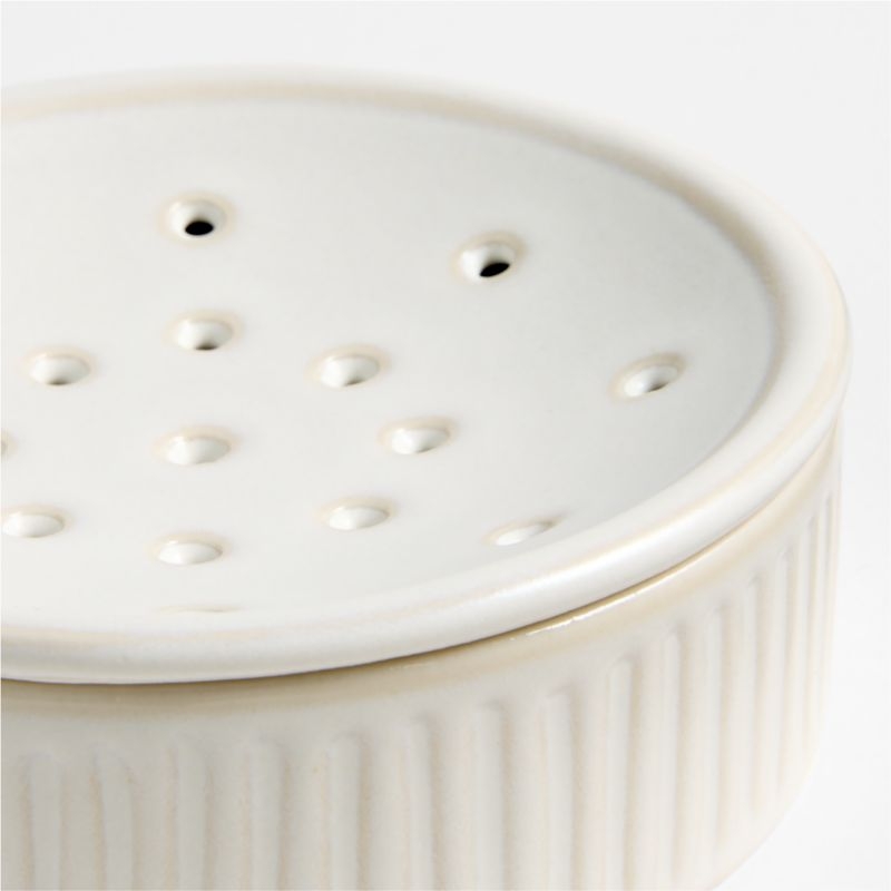 Clean by Crate Ivory Ceramic Palm Dish Brush Holder - Image 3