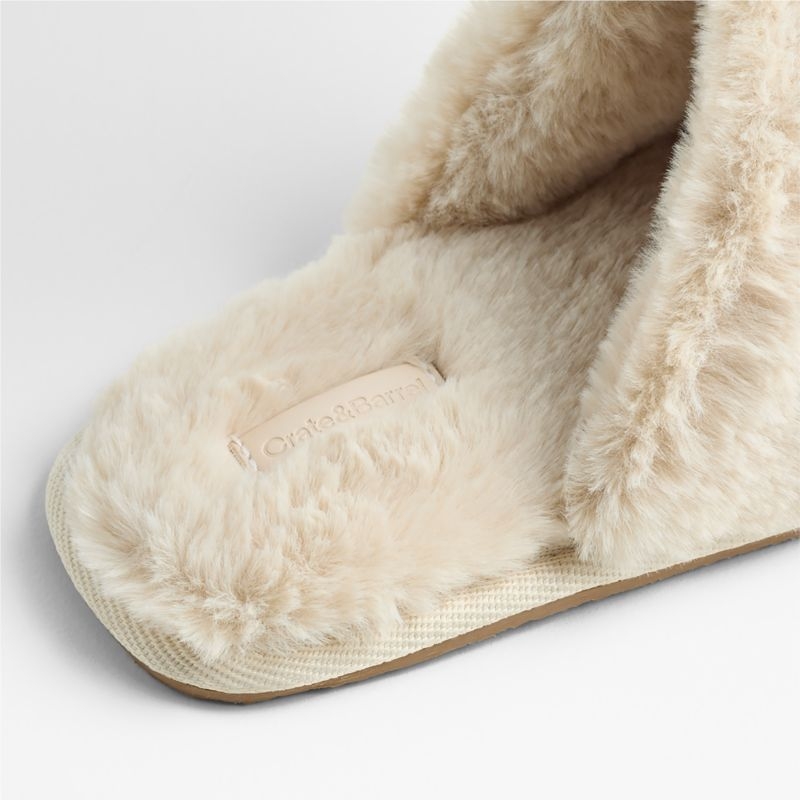 Medium Faux Fur Calm Beige Slippers - Image 2