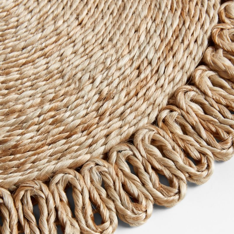 Caliente Round Woven Jute Placemat - Image 1