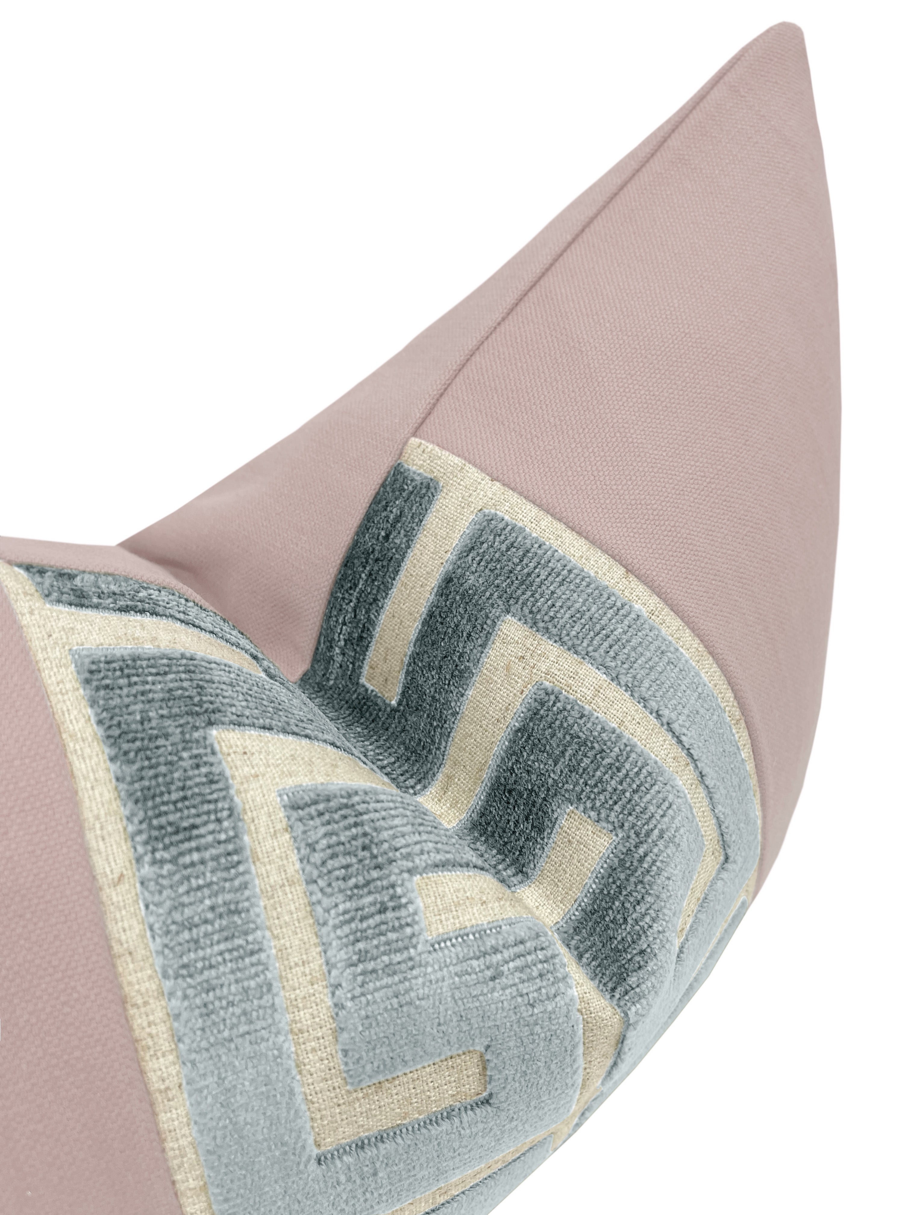 THE LITTLE LUMBAR :: CLASSIC LINEN // LILAC + DELFT GREEK TRIM - LITTLE LUMBAR 12" X 18" - Image 2