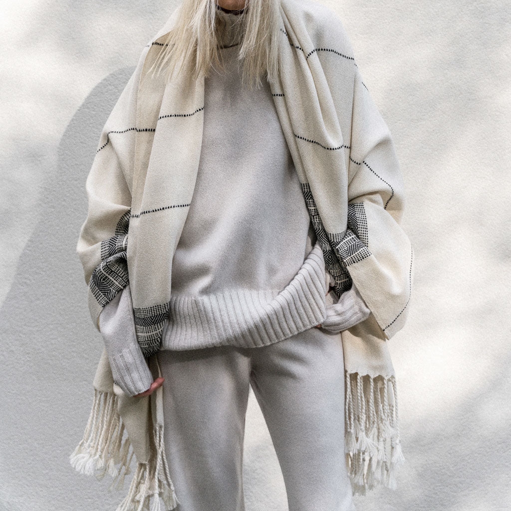 The Citizenry La Brisa Alpaca Throw | Cream - Image 10