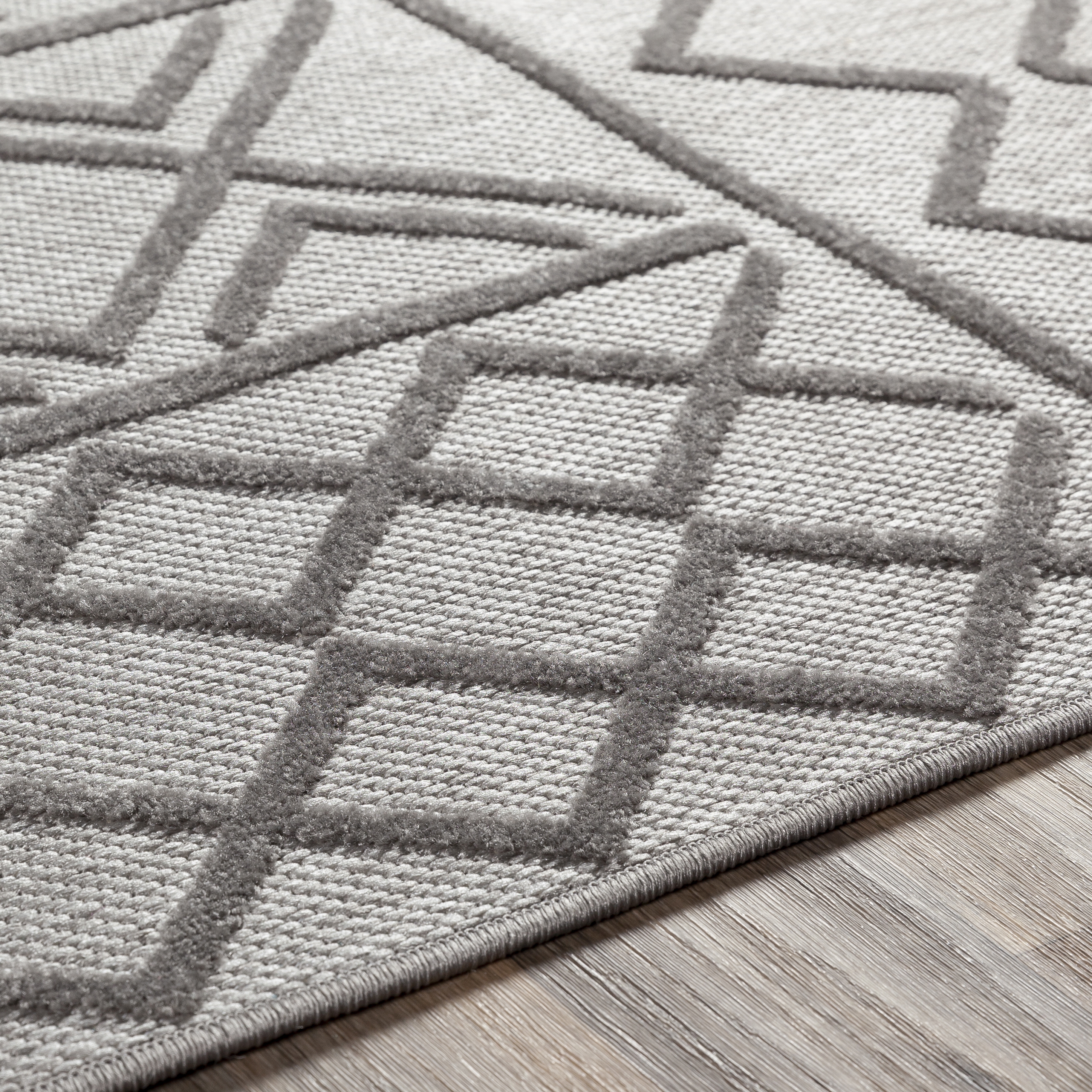 Big Sur Gray Outdoor 2' x 3' Machine Woven Rug - Image 3