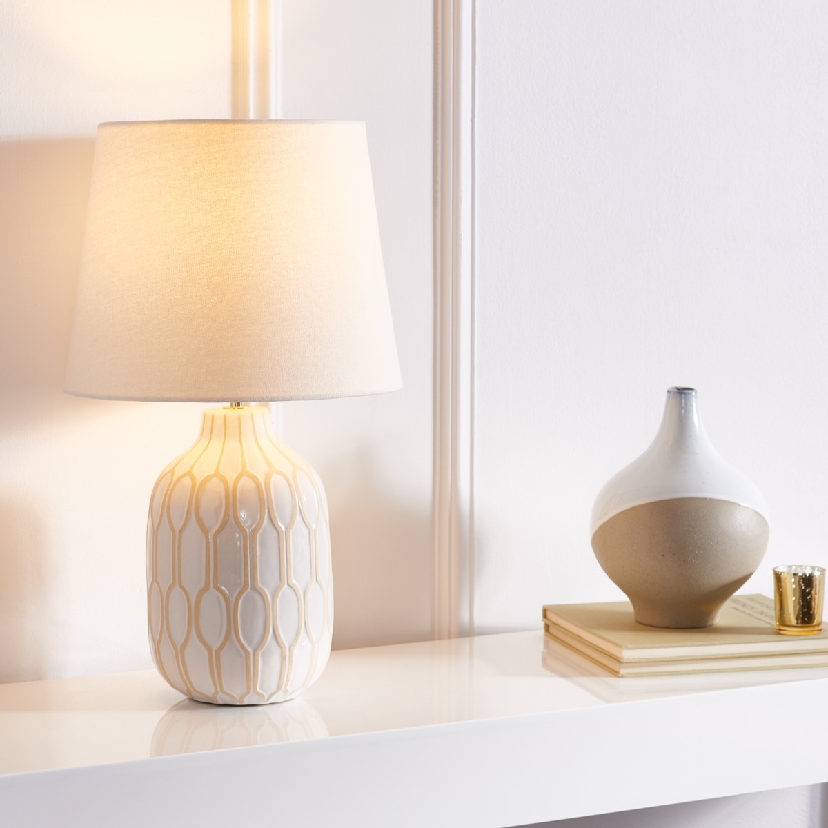 Lansing 21.25" Table Lamp - White - Safavieh - Image 4